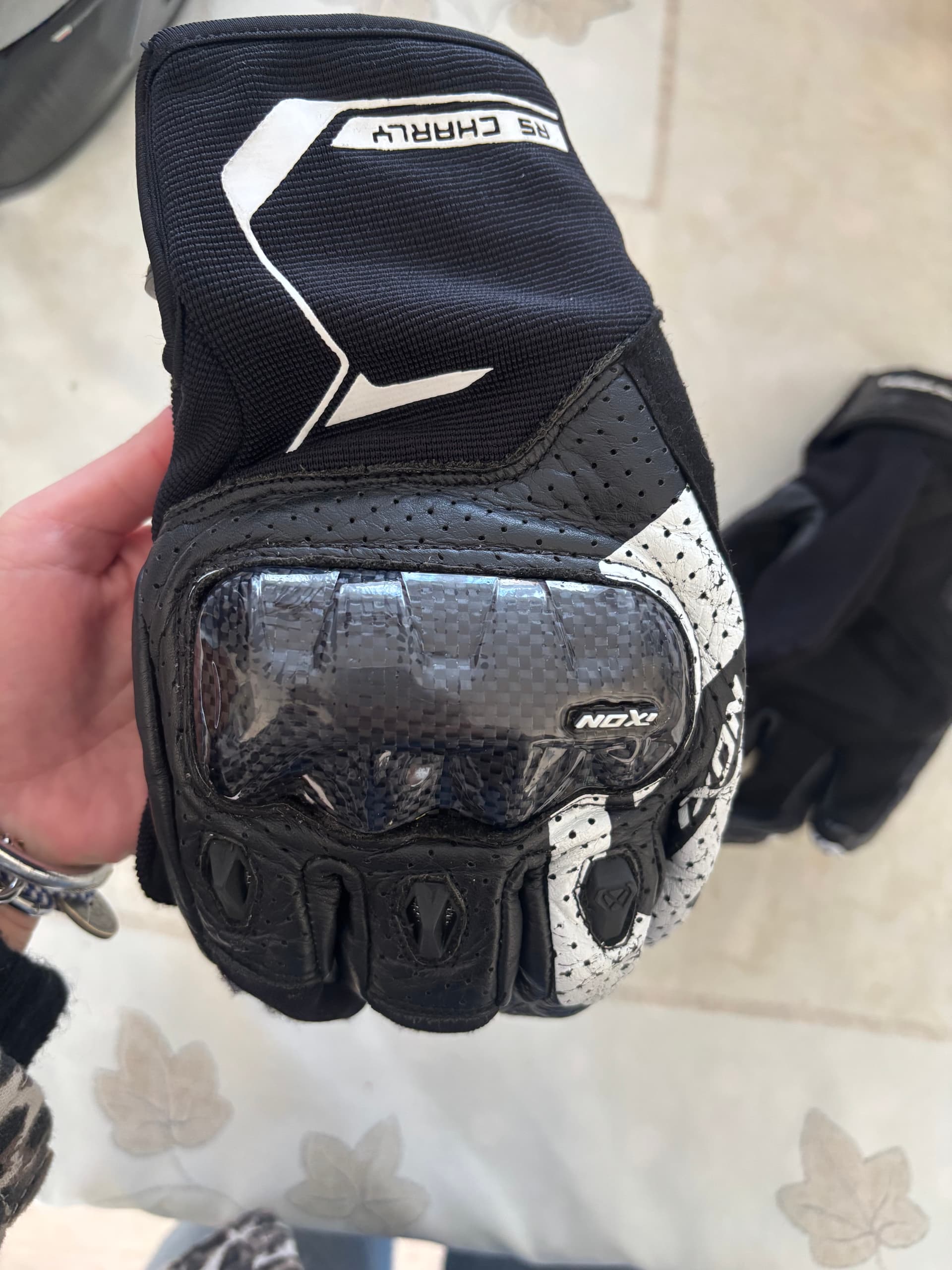 Gants moto Ixon