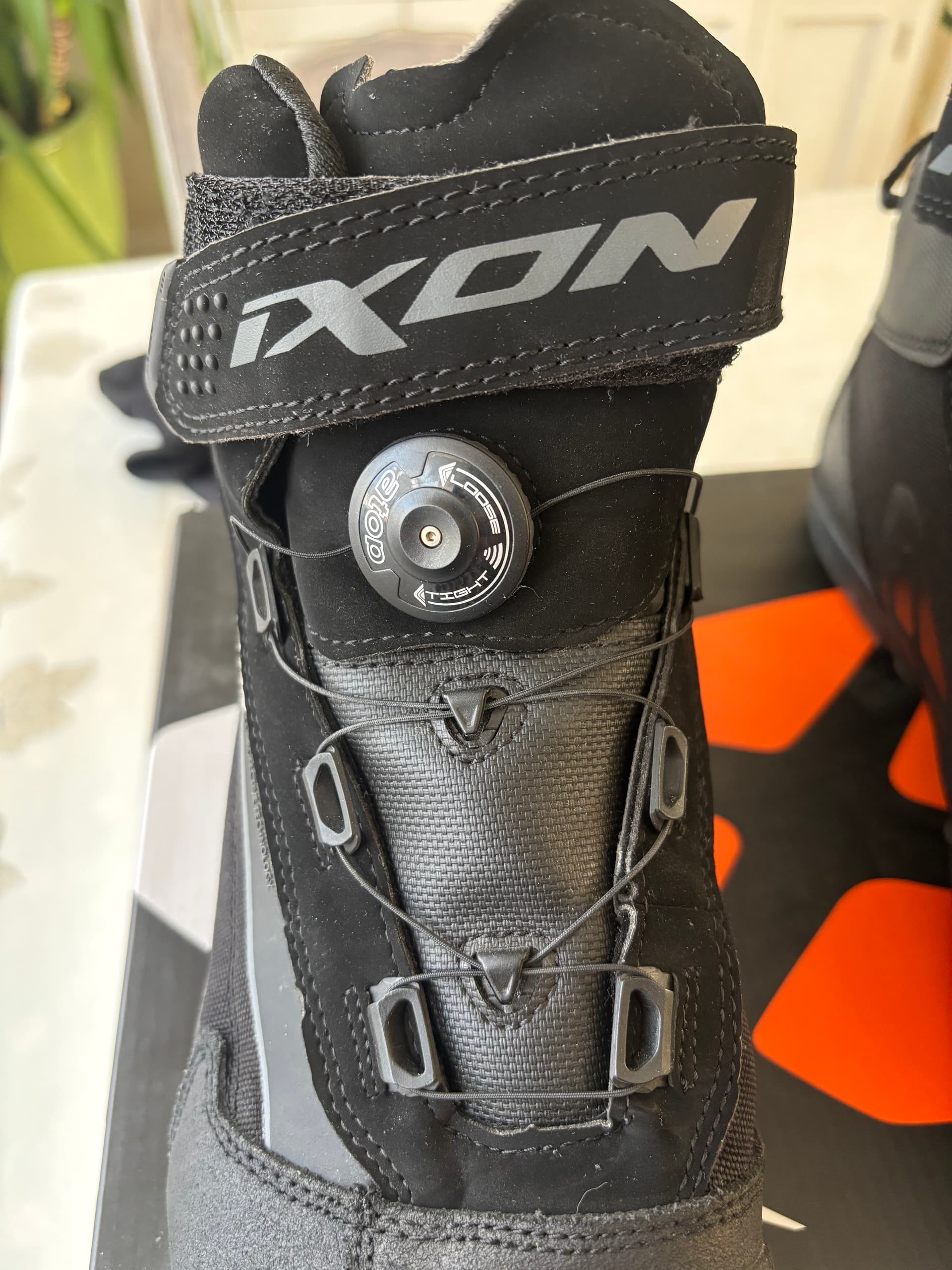 Chaussure de moto — photo 1/5