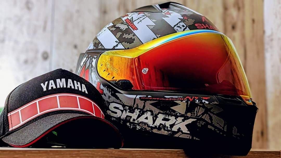 Casque moto shark avec led