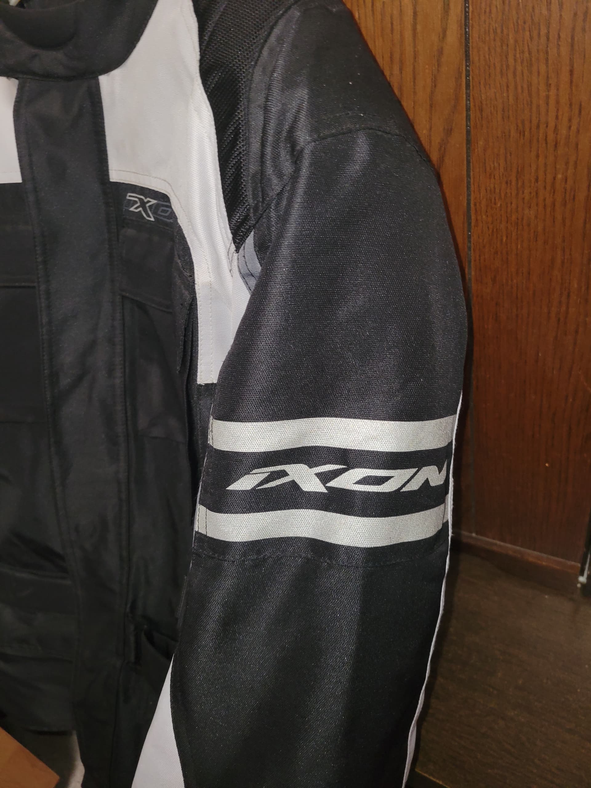 Veste Ixon neuve XXL — photo 4/4