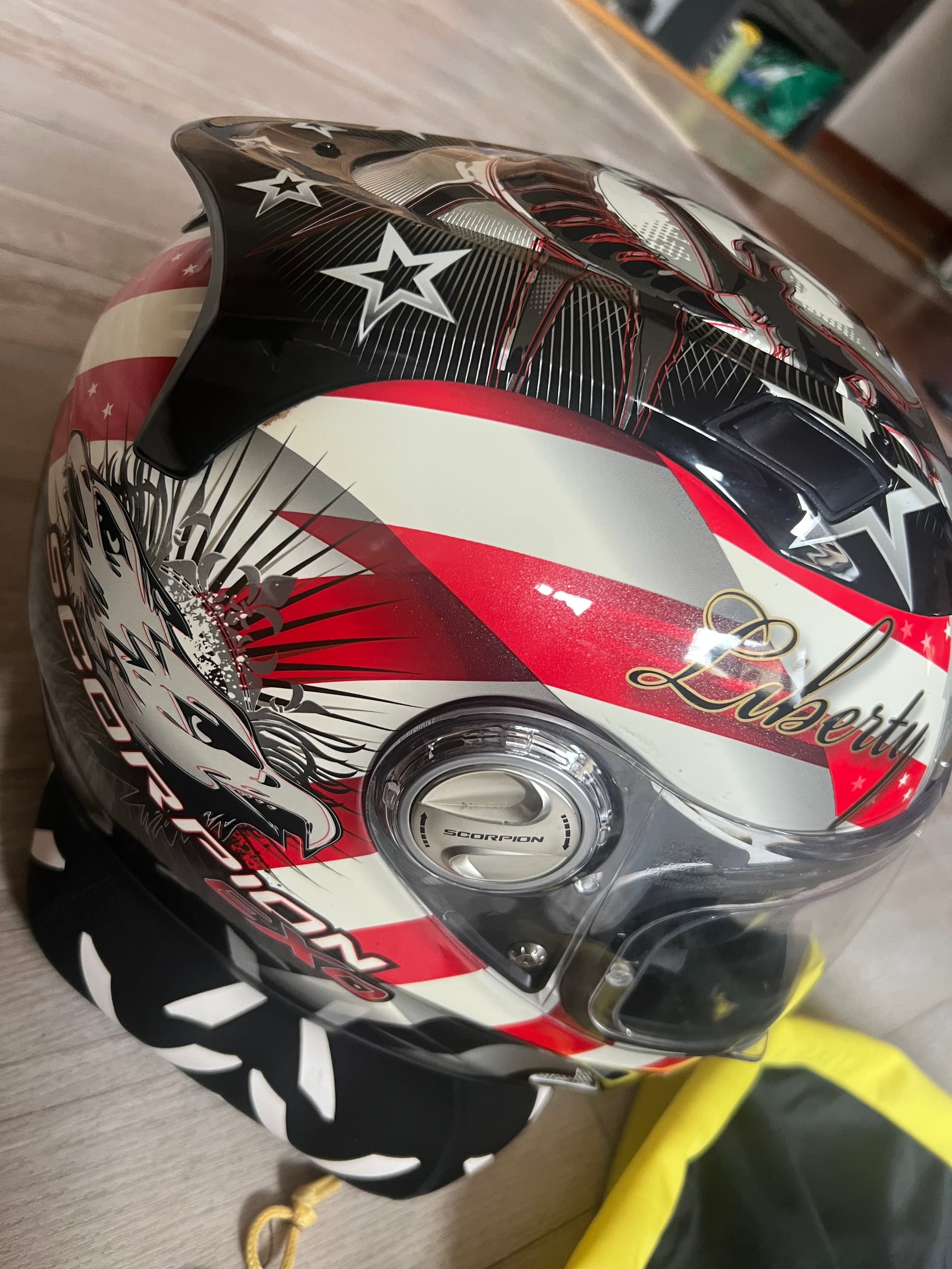 Casque moto scorpion  EXO 1000 air — photo 4/5