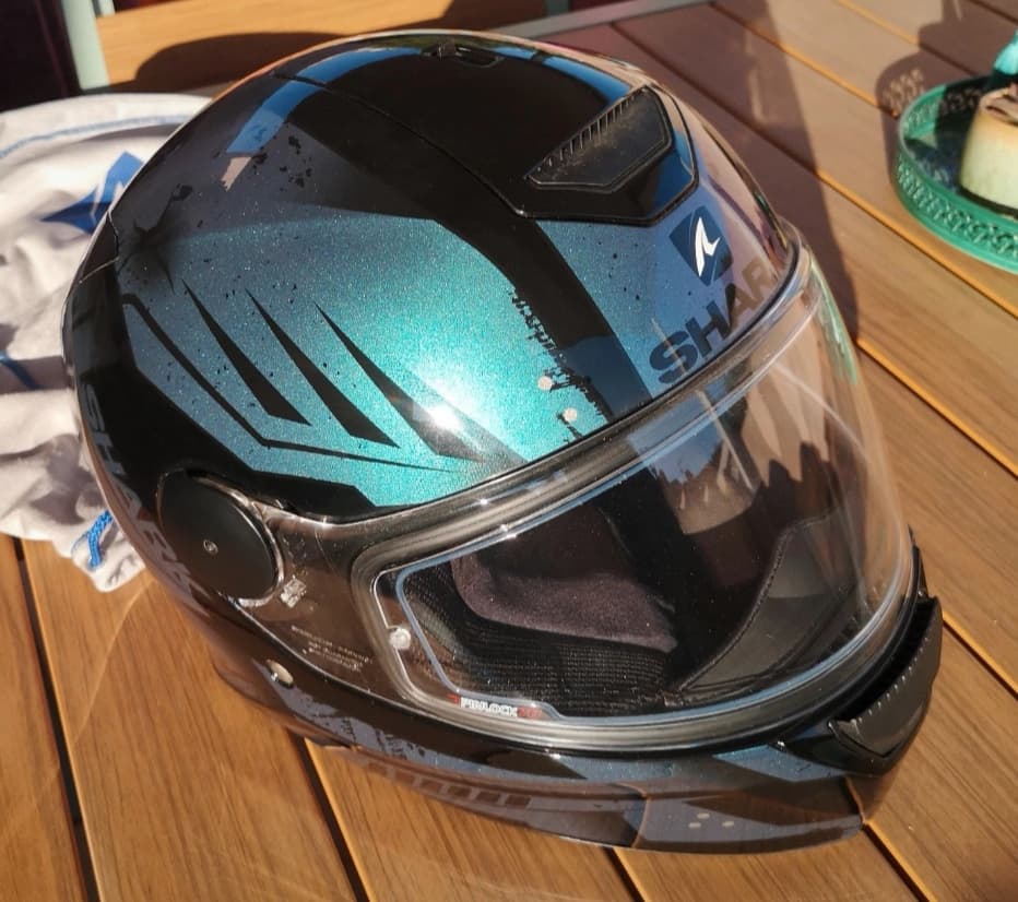 Casque intégral Shark quasi neuf S — photo 3/4