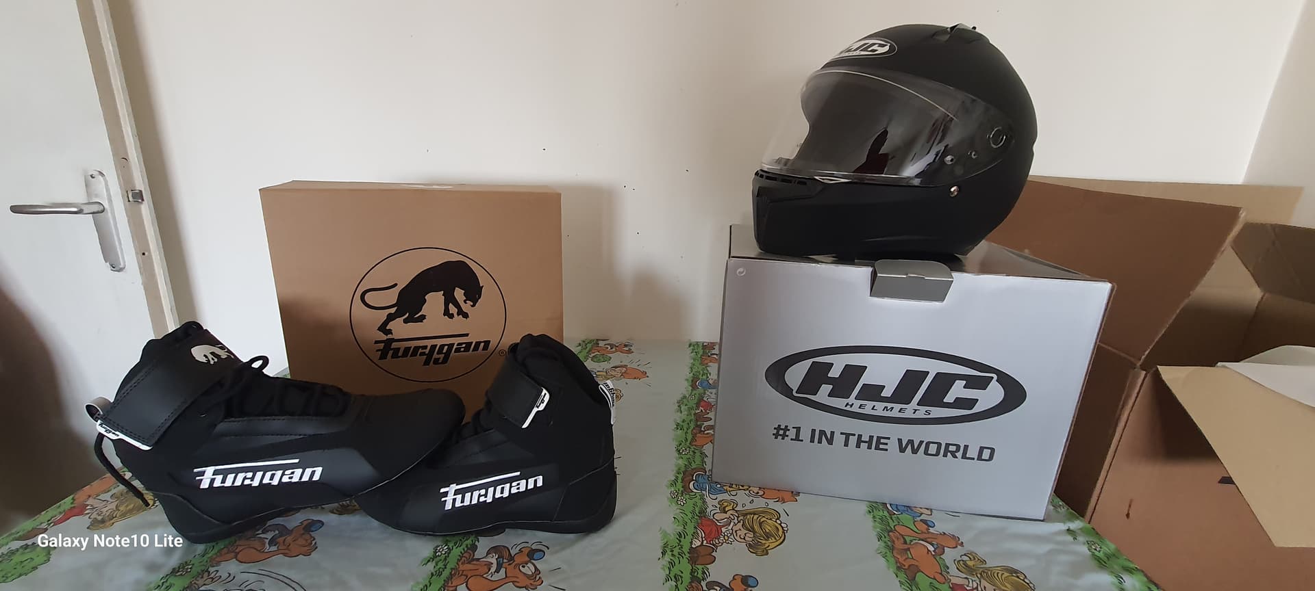 Casque et chaussures