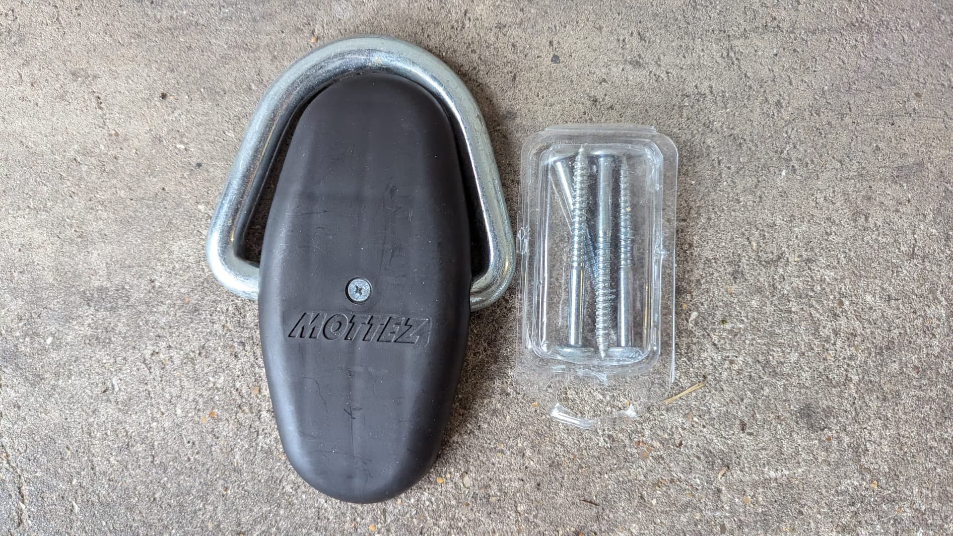 Anneau antivol pour moto