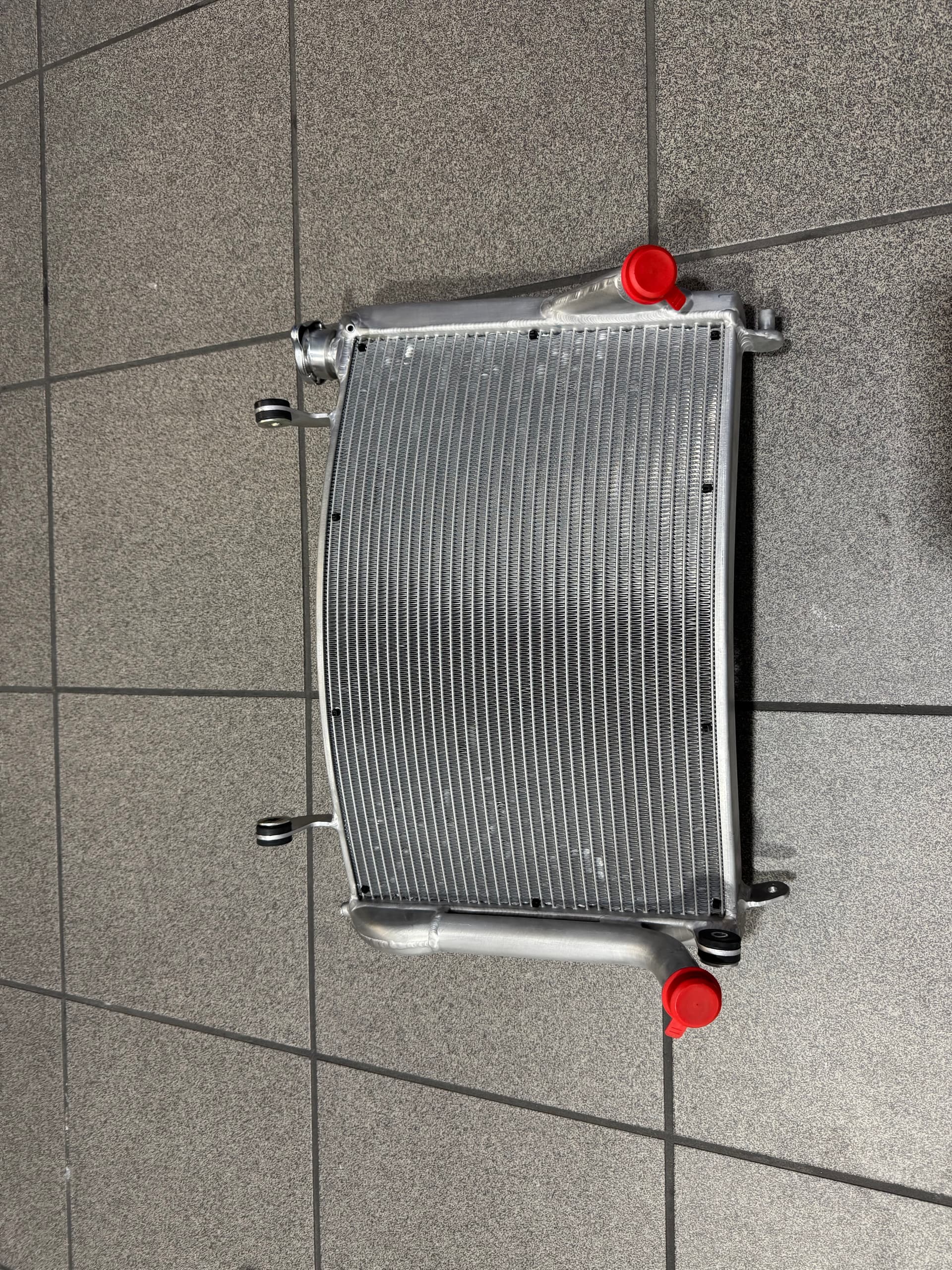 Radiateur R1 — photo 3/5