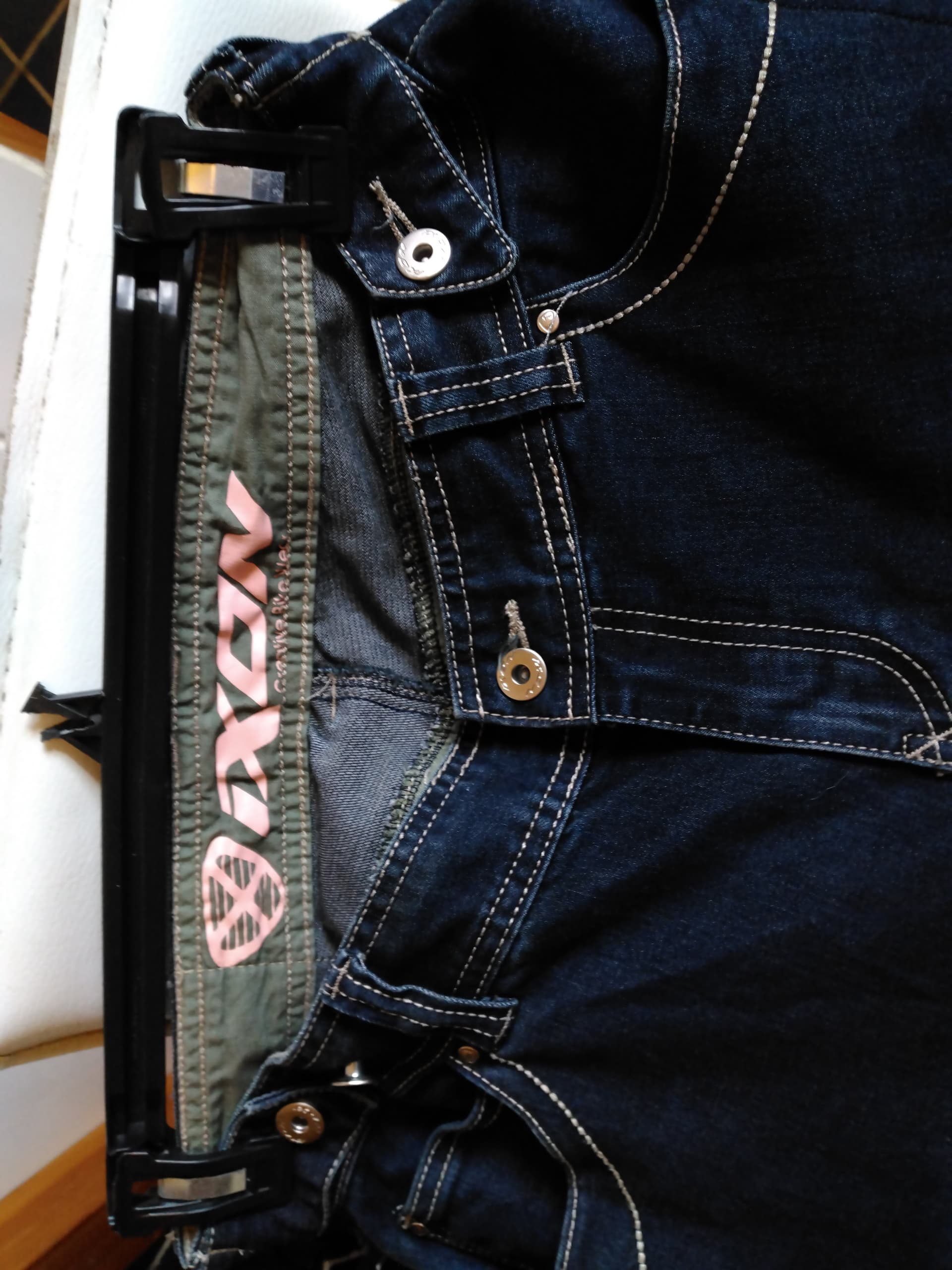 Pantalon  moto femme T42 — photo 4/4