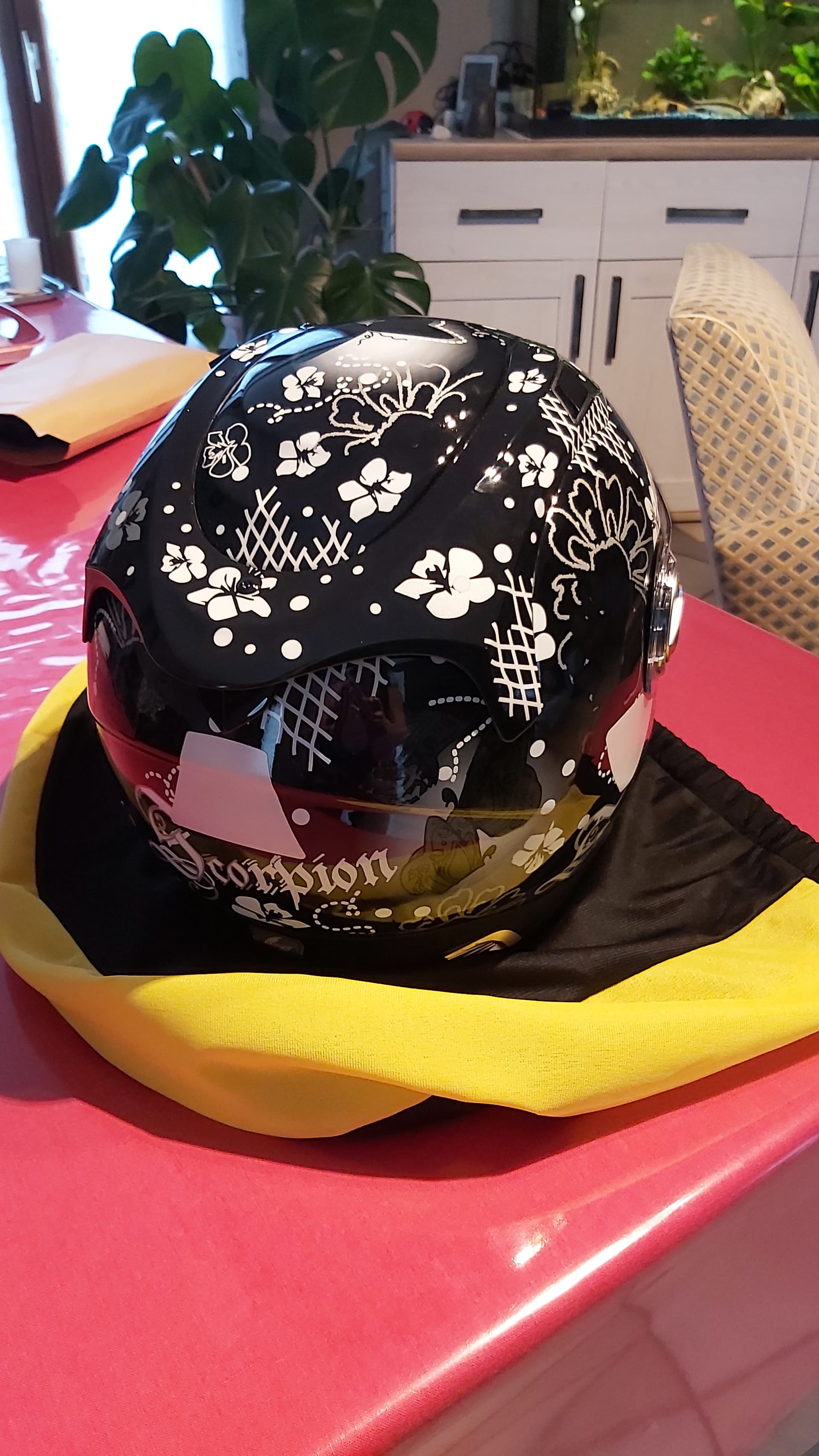 Casque femme scorpion — photo 4/5