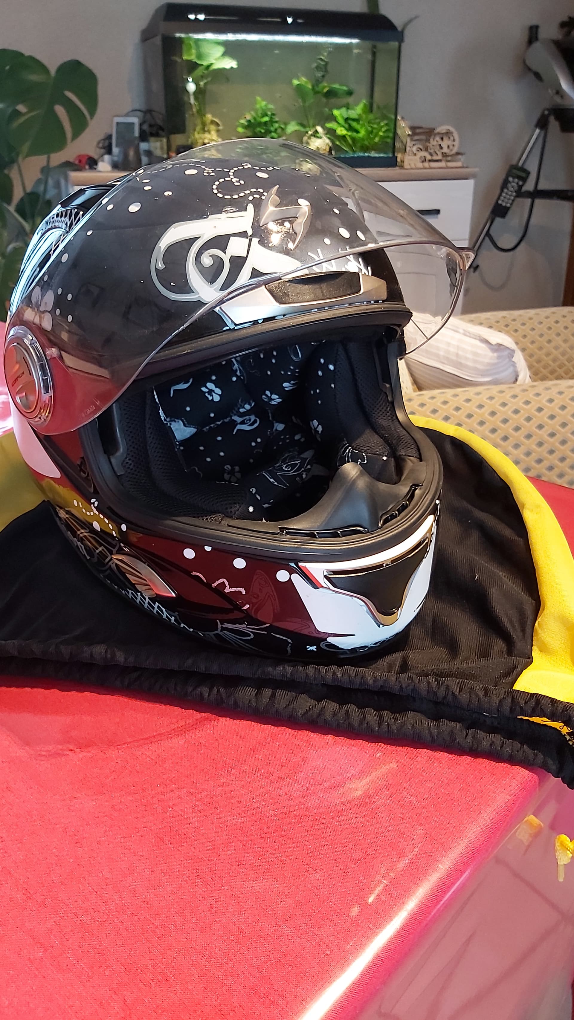 Casque femme scorpion — photo 5/5
