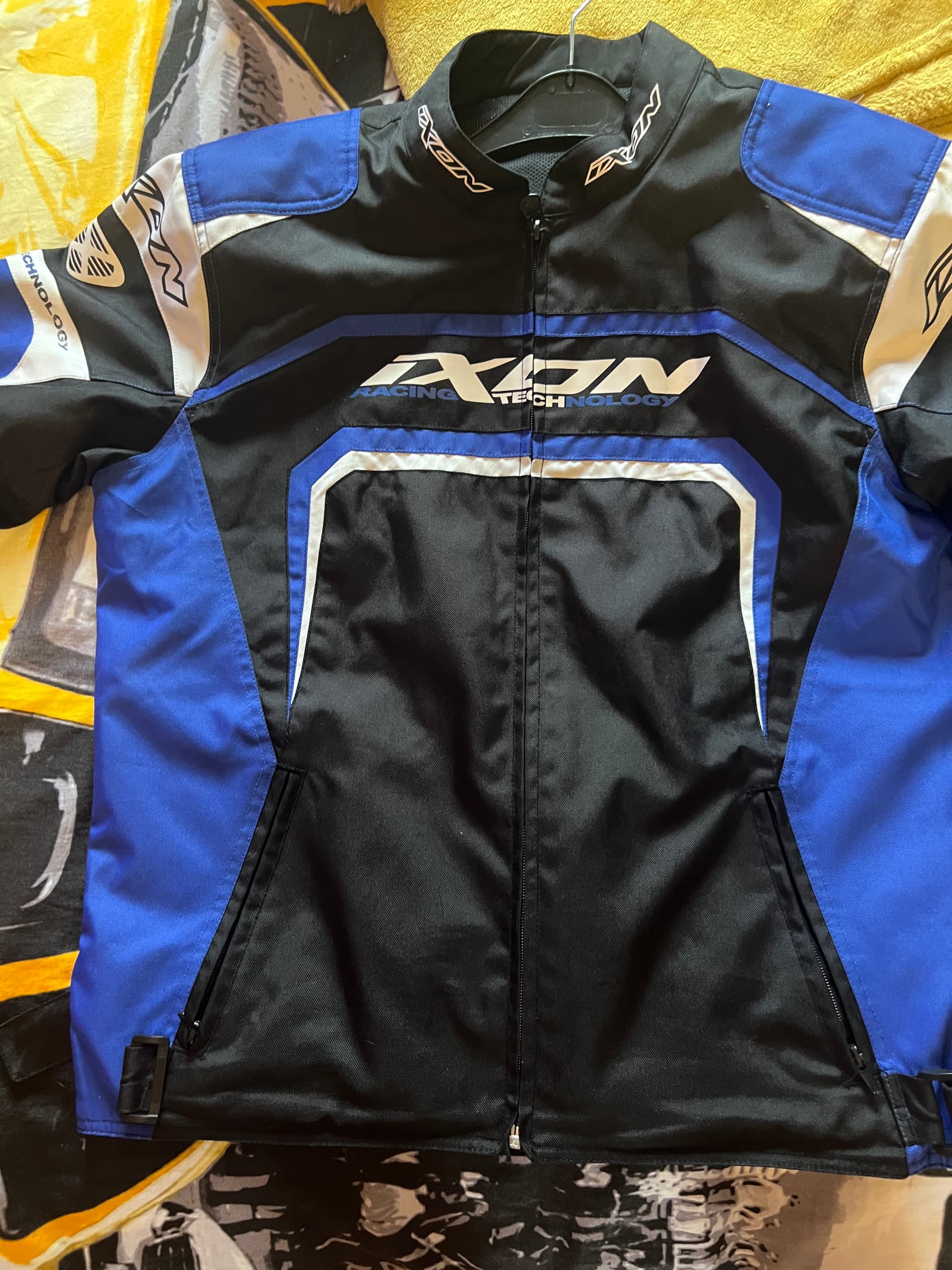 Blouson moto IXON
