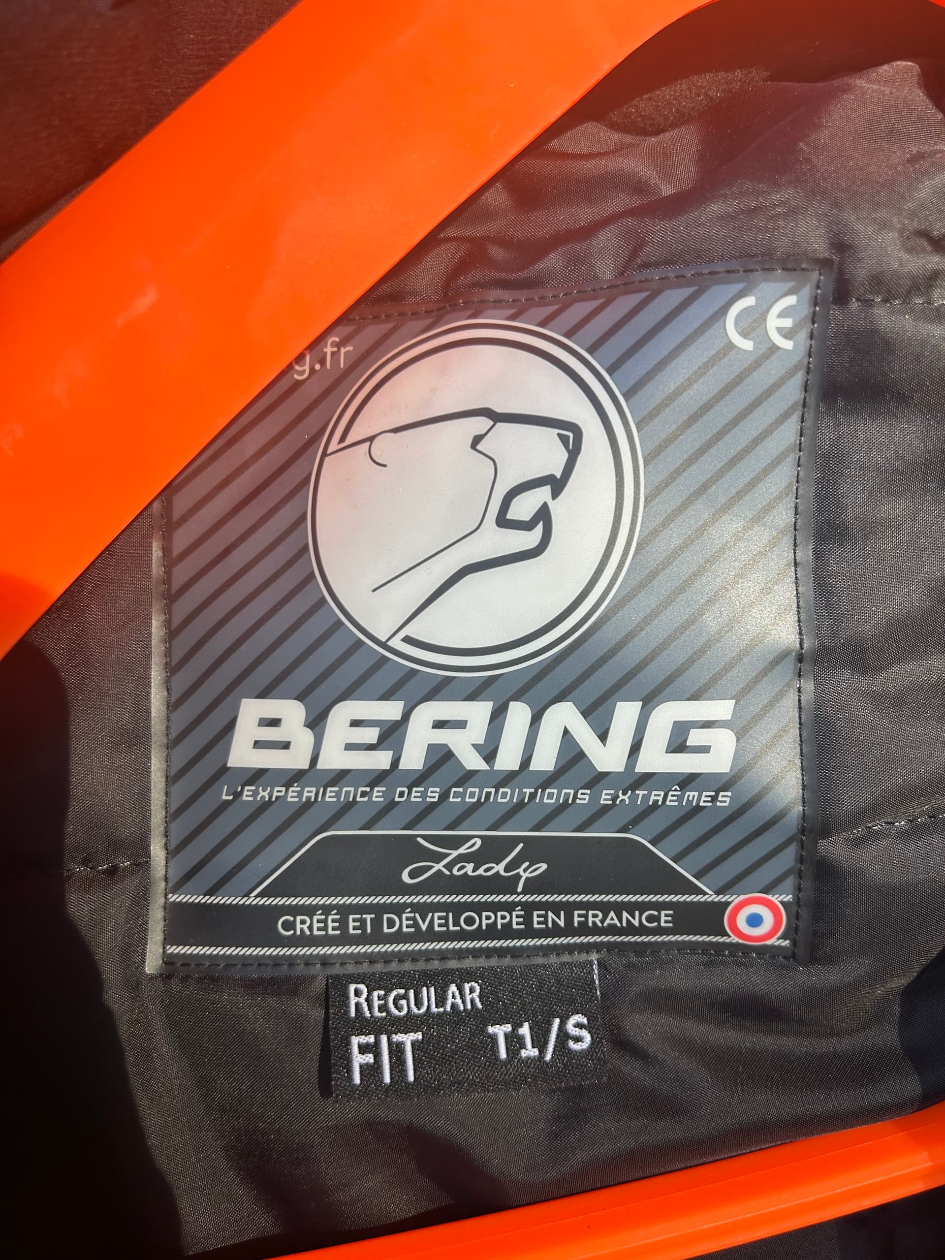 Veste Bering lady artefact — photo 3/5