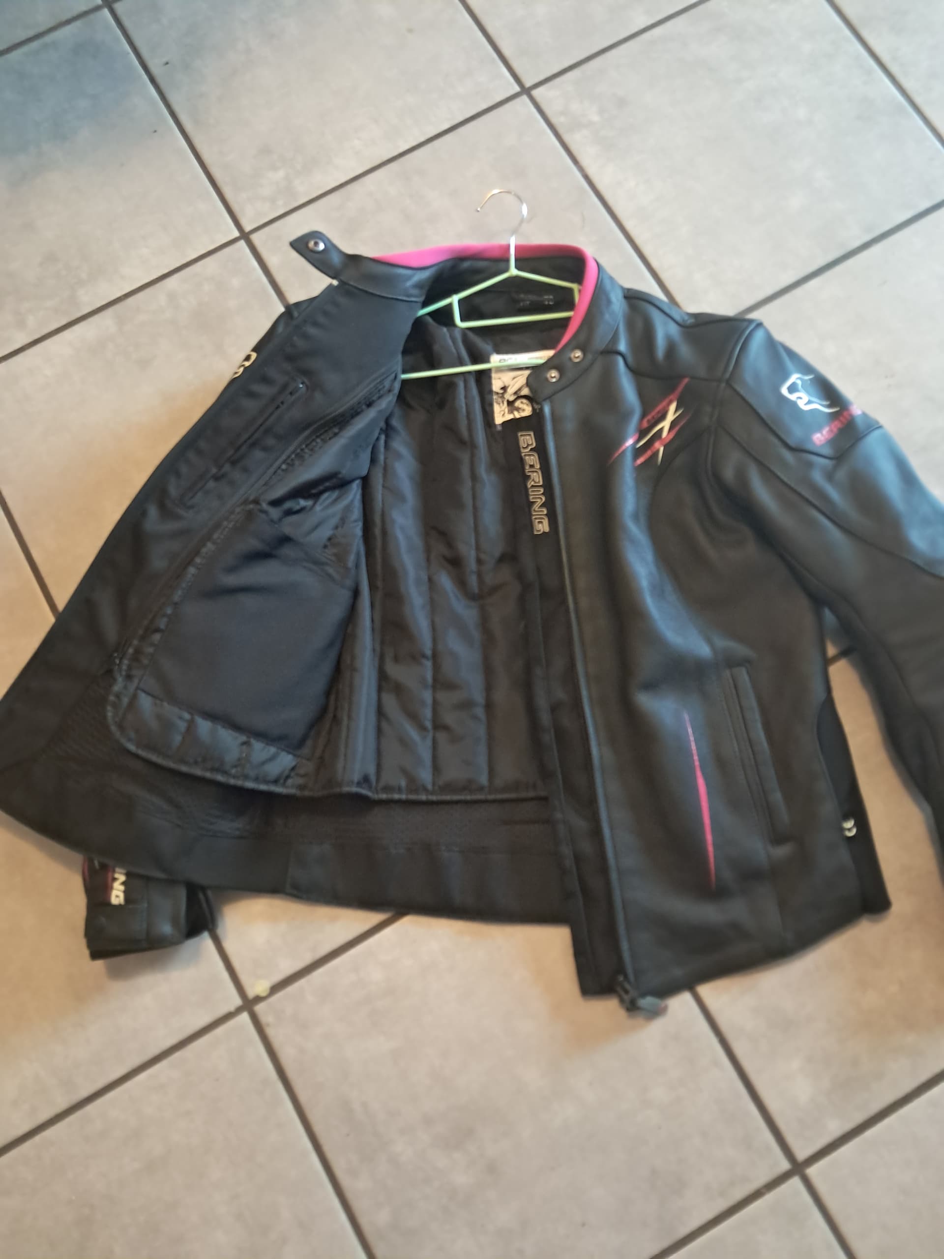 Cuir femme brutalia — photo 3/5