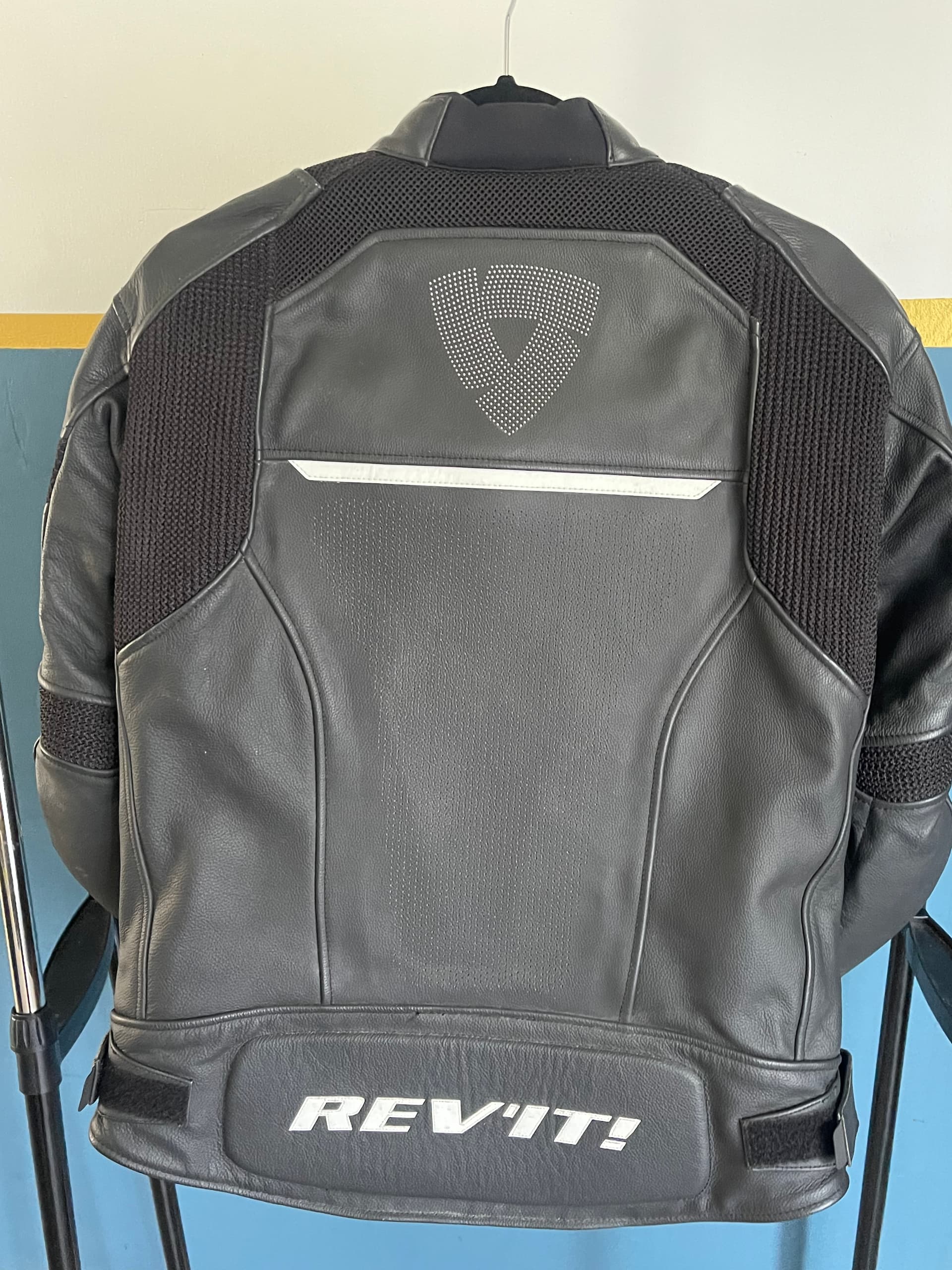 Blouson en cuir Rev It modele convex — photo 2/4