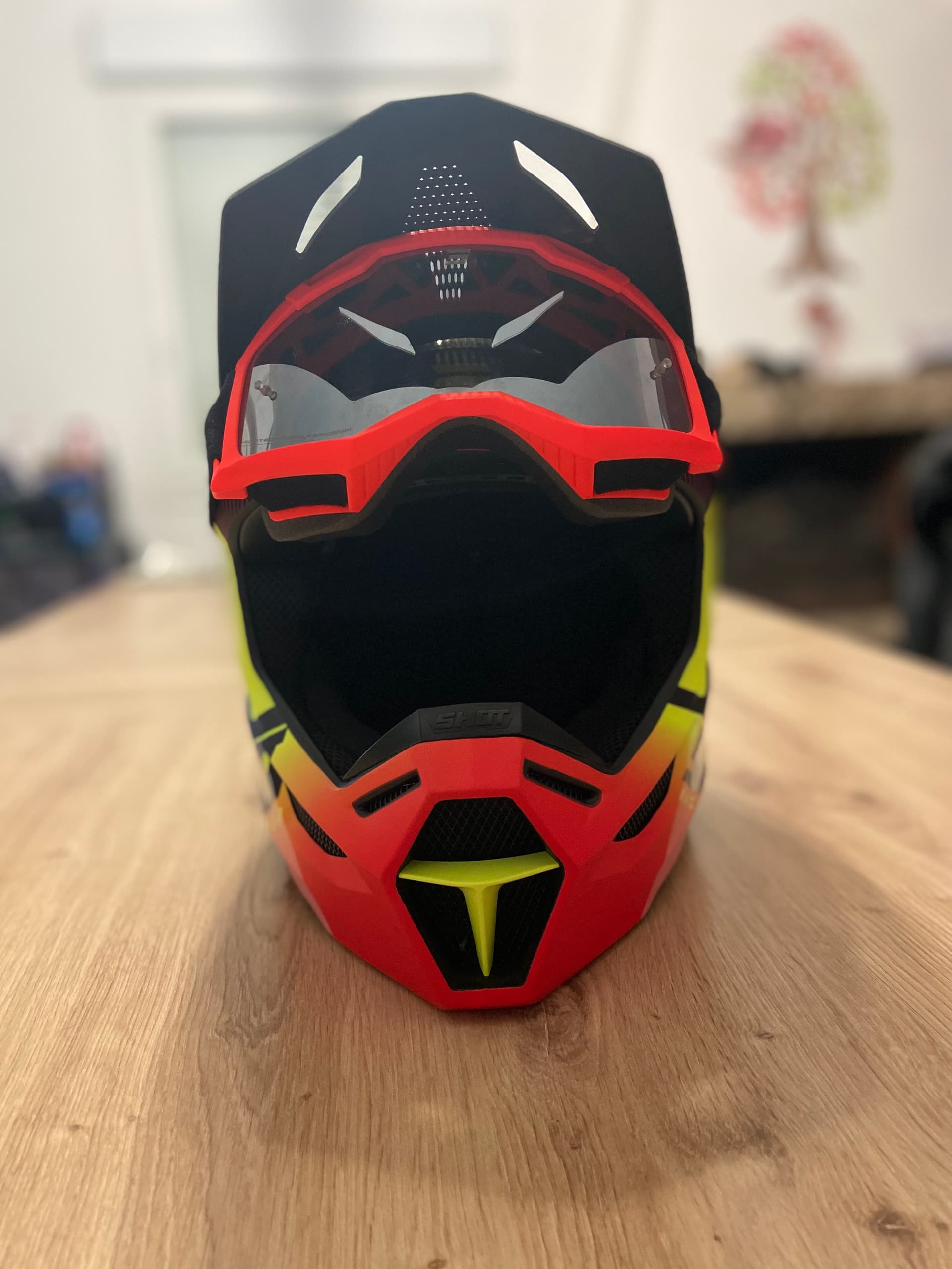 Casque Moto Cross Shot Race Gear Furious Matrix Taille M avec lunettes Shot — photo 4/5
