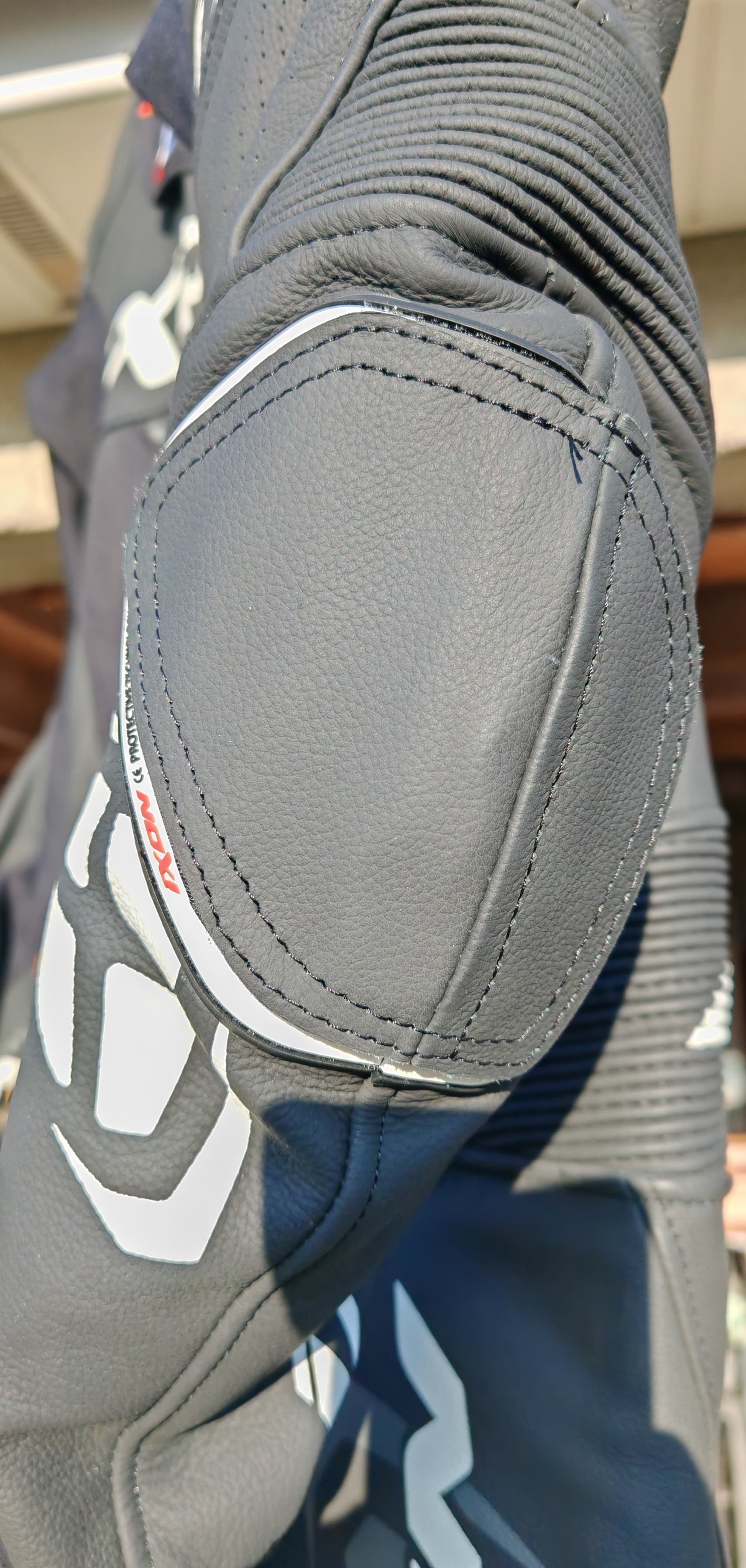Combinaison ixon jackal XL — photo 3/3