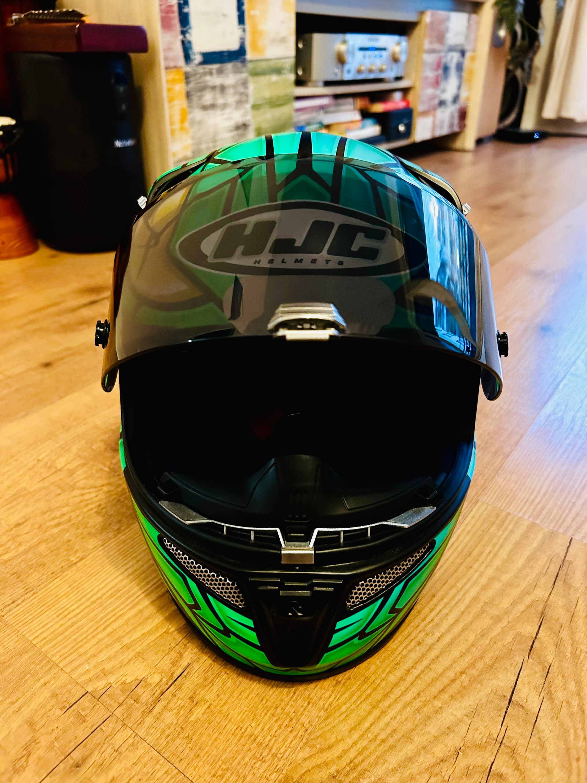 Casque Intégrale Hjc Jorge Lorenzo comme neuf — photo 2/3