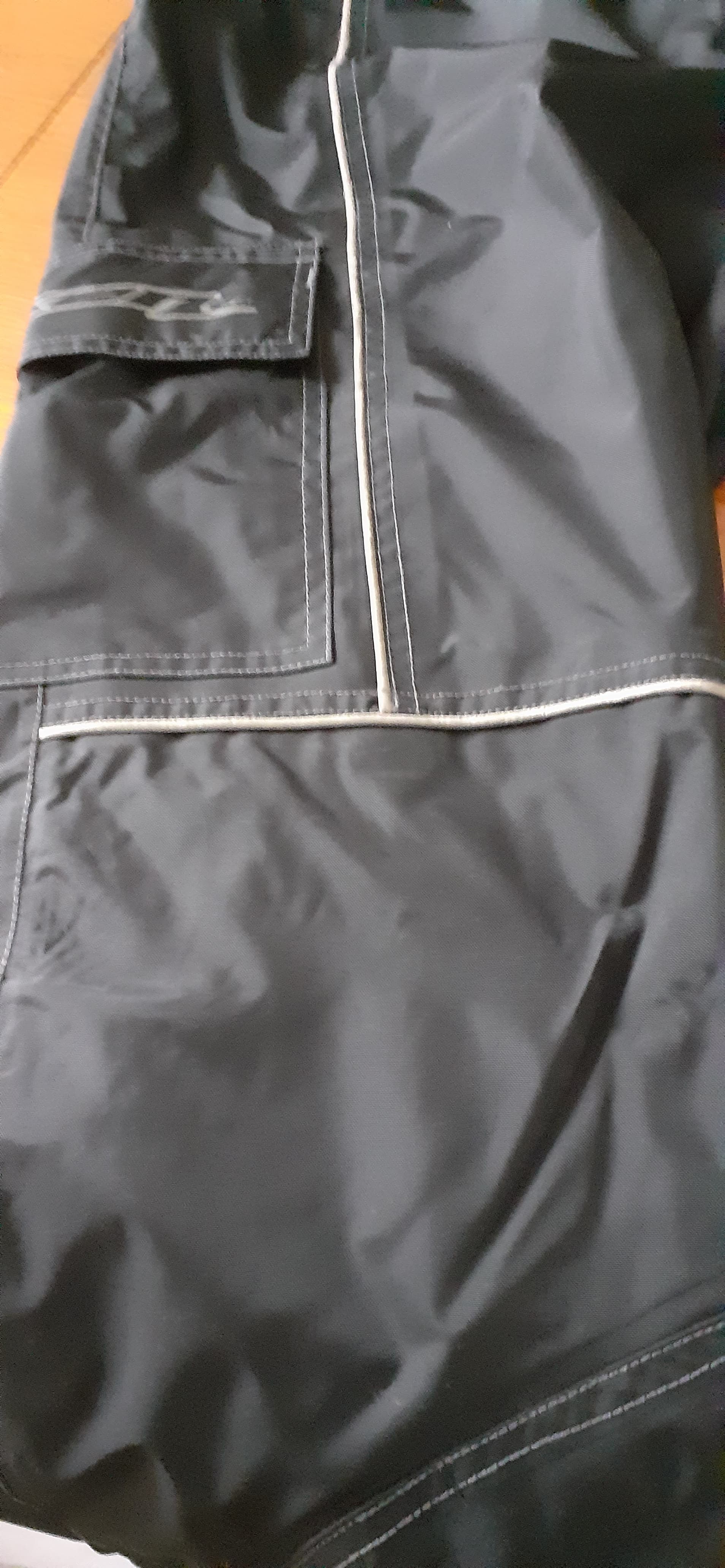 Pantalon pluie — photo 3/3