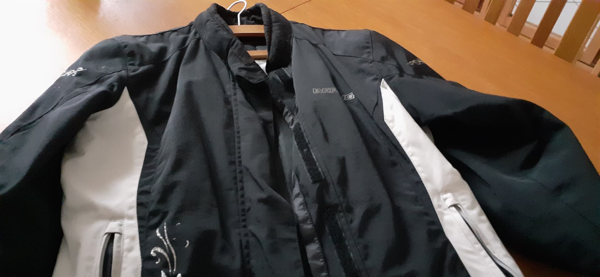 Veste