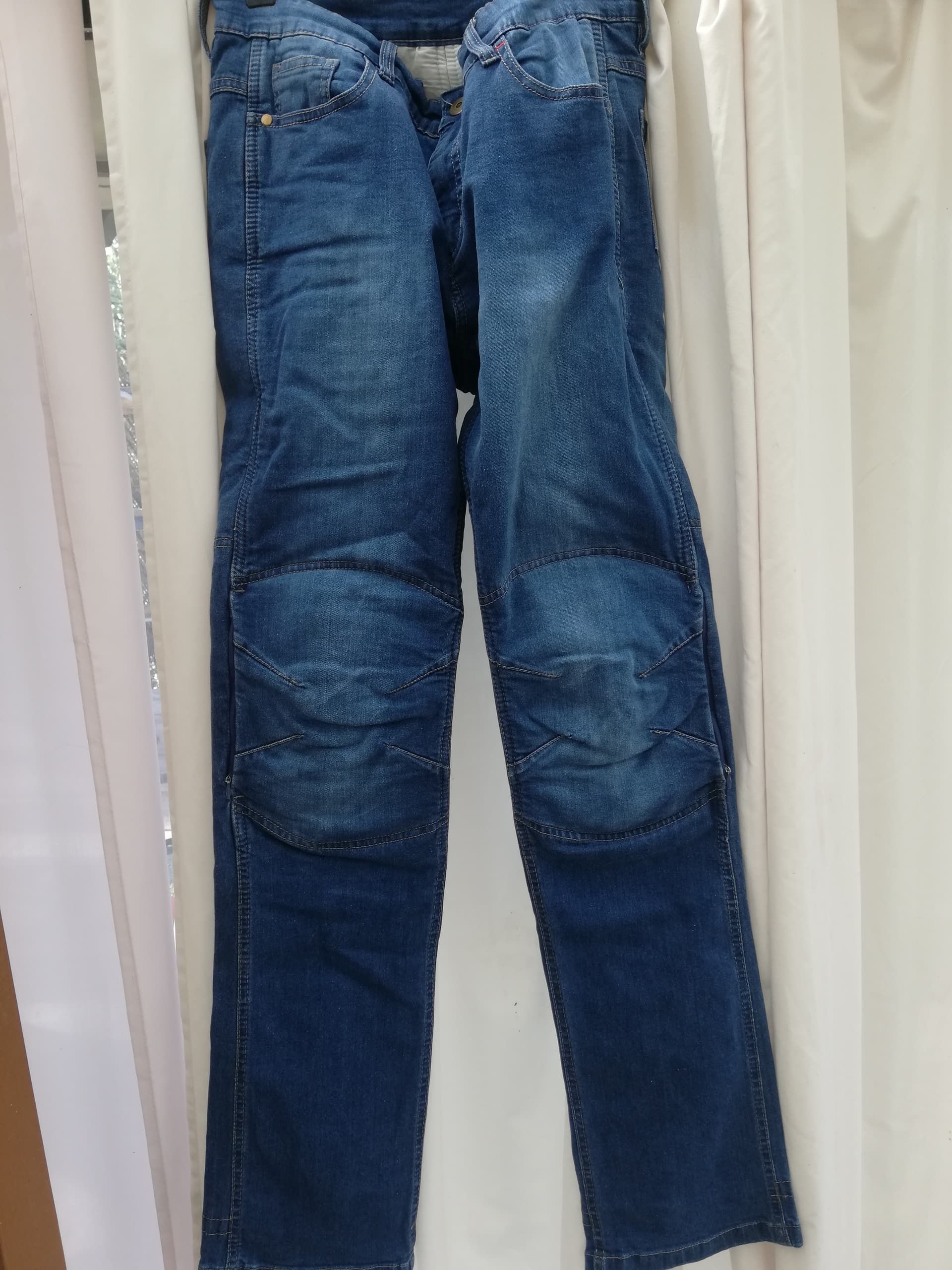 Jeans moto homme — photo 1/3