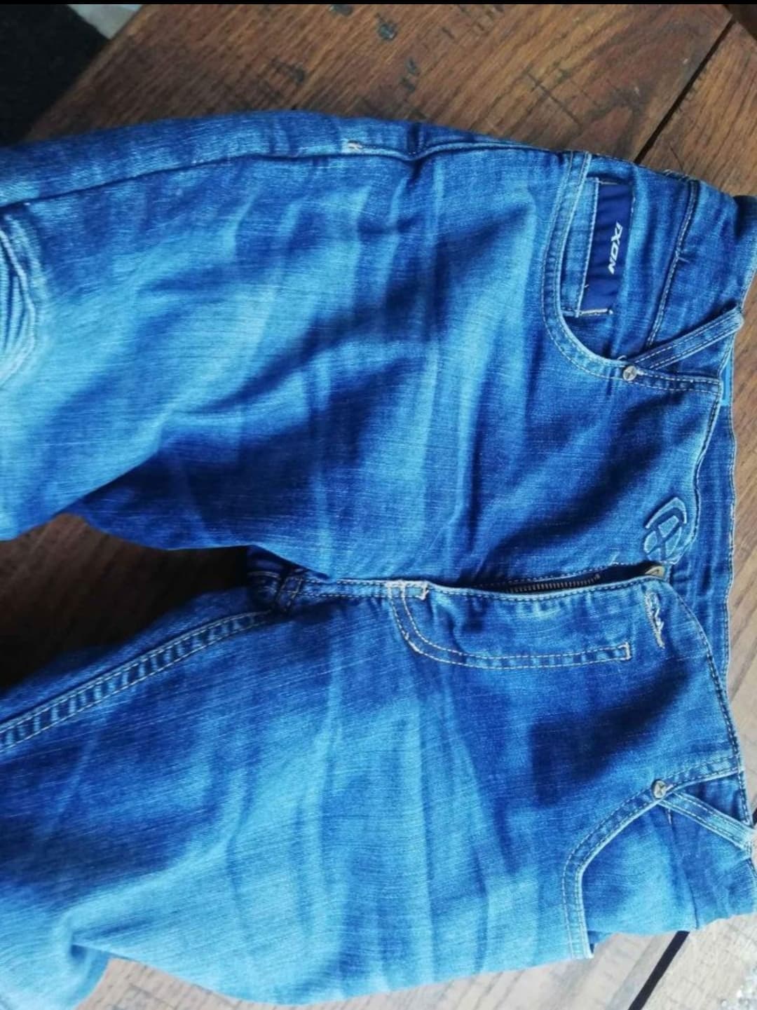 Jeans moto femme — photo 3/4