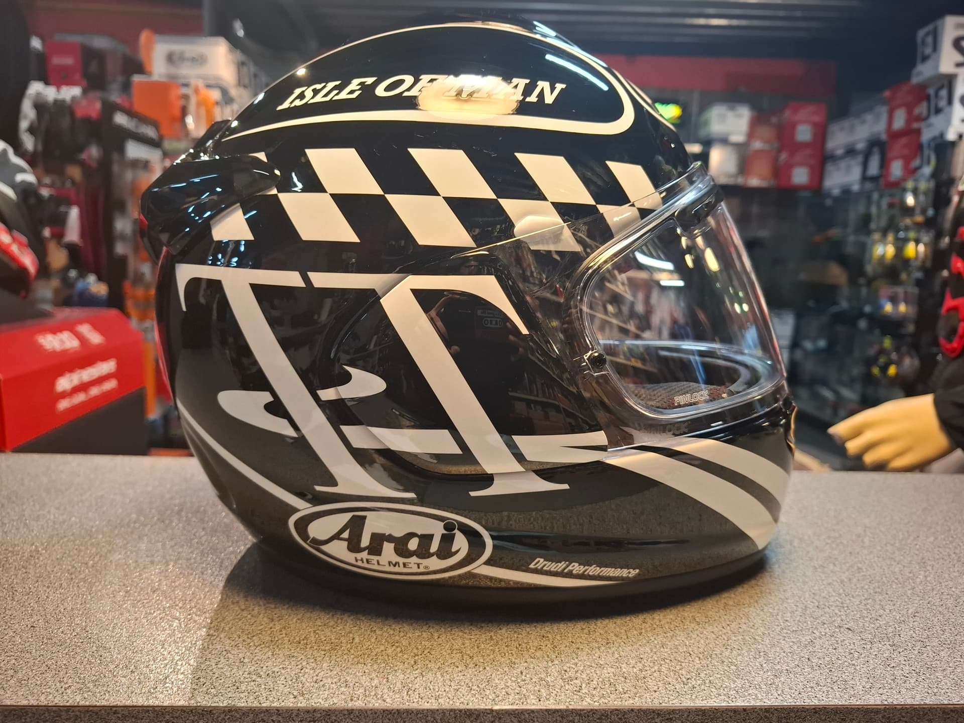 casque Arai "Chaser-X" TT18 — photo 2/3