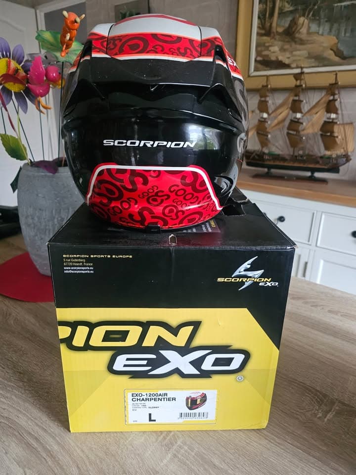 Casque Scorpion integral NEUF — photo 2/2