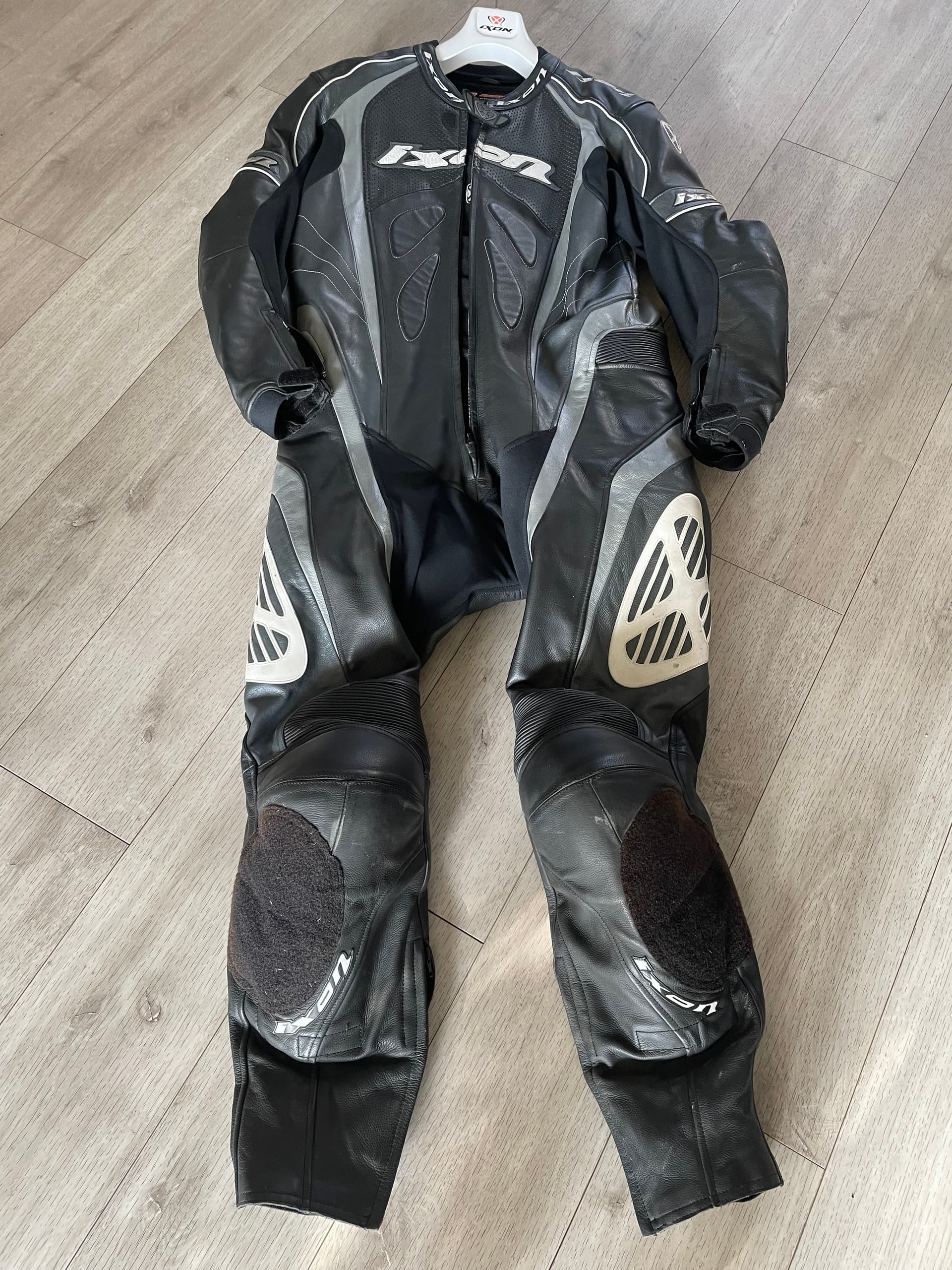 Combinaison cuir de Piste — photo 2/5