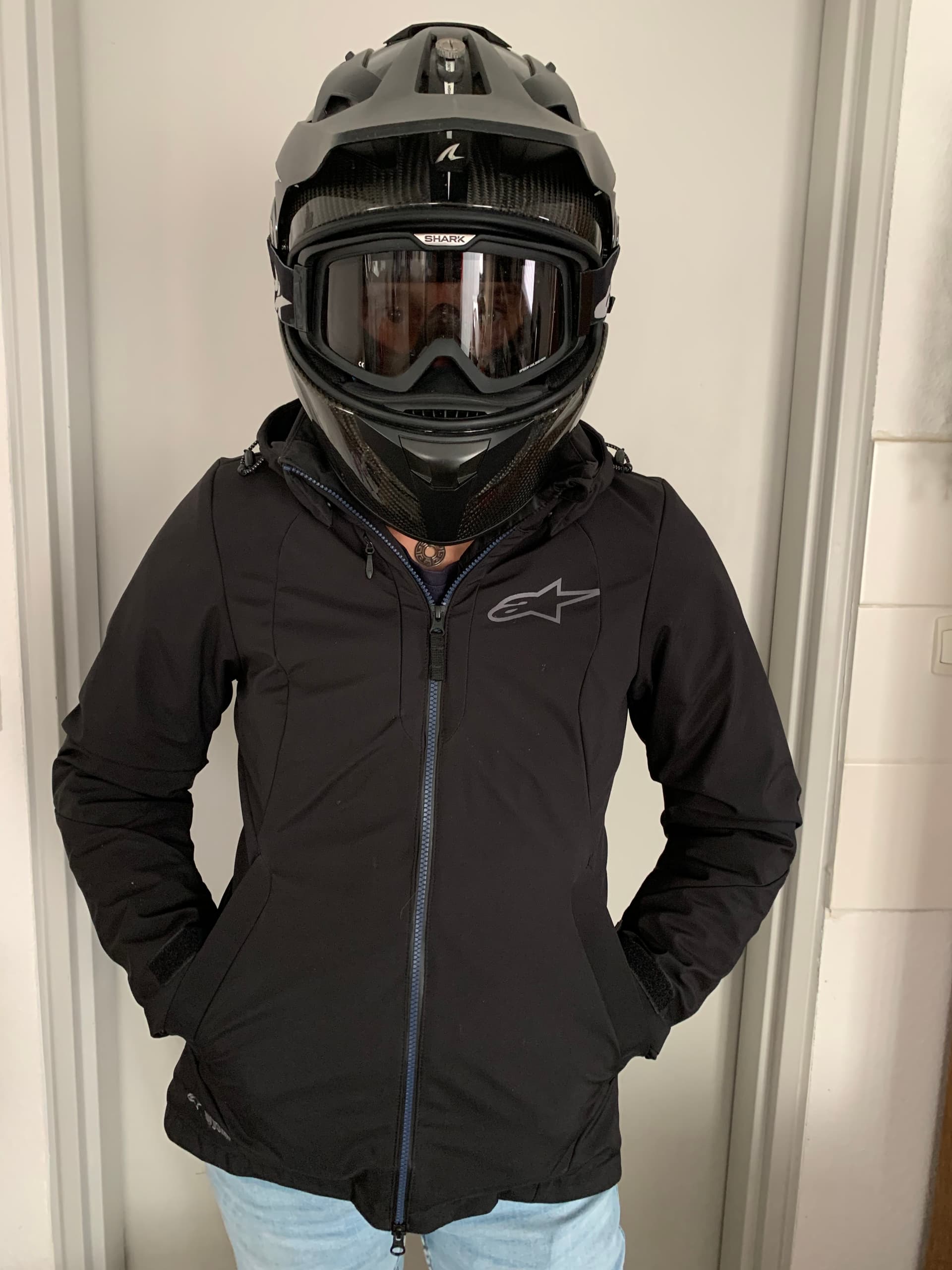 Veste moto femme alpinestars taille 40/42 — photo 1/4