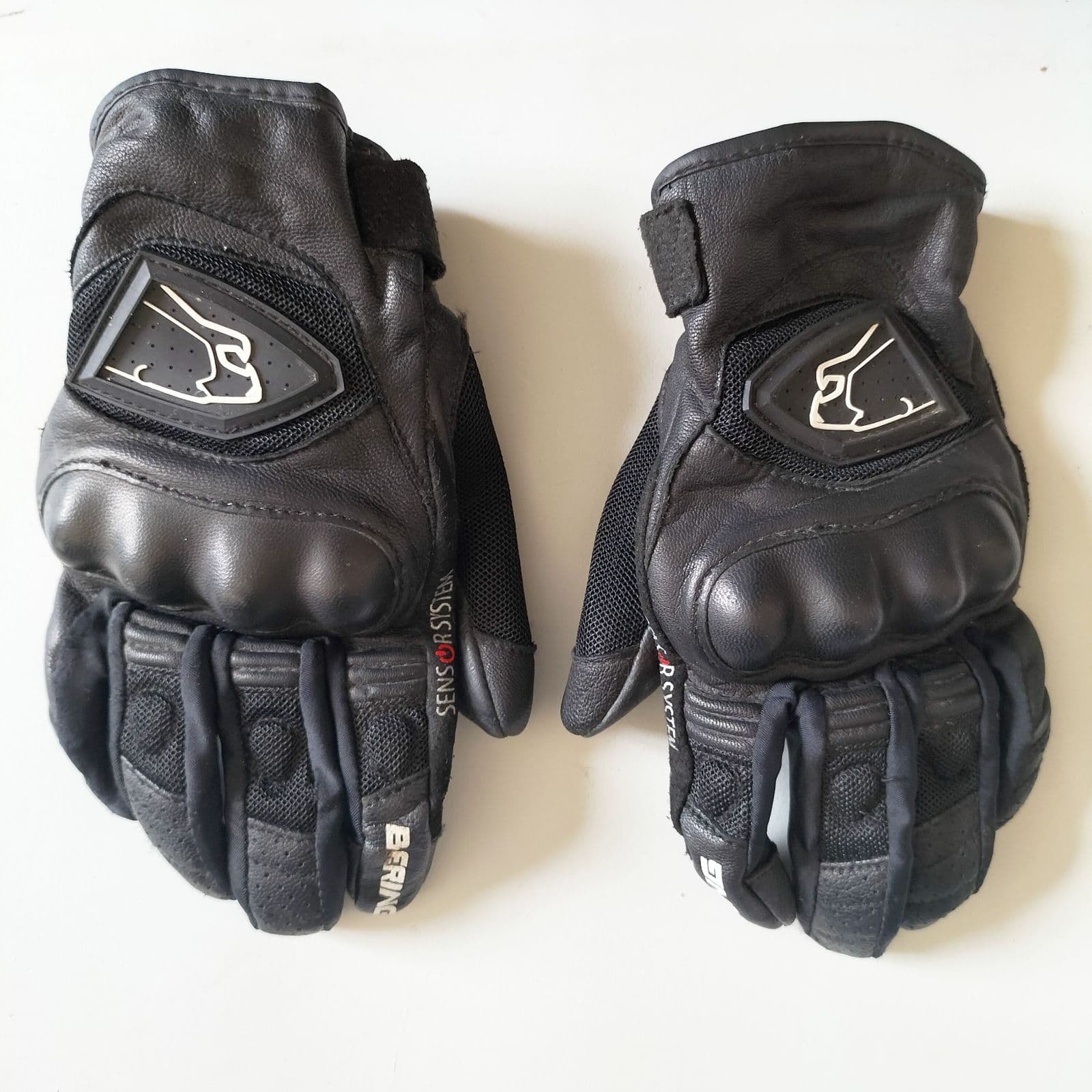 Gant de moto femme cuir noir bering