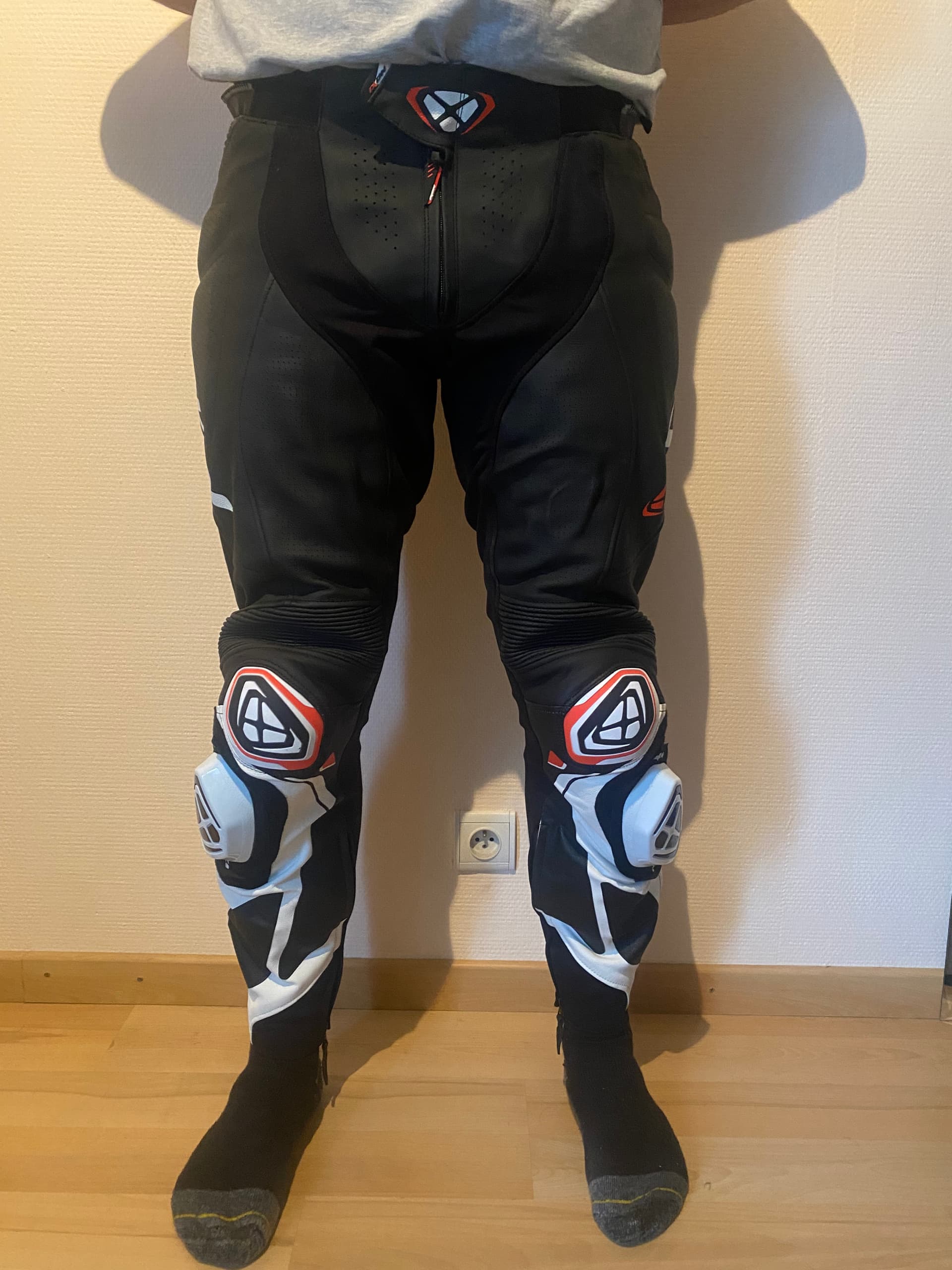 Pantalon cuir MOTO — photo 2/5