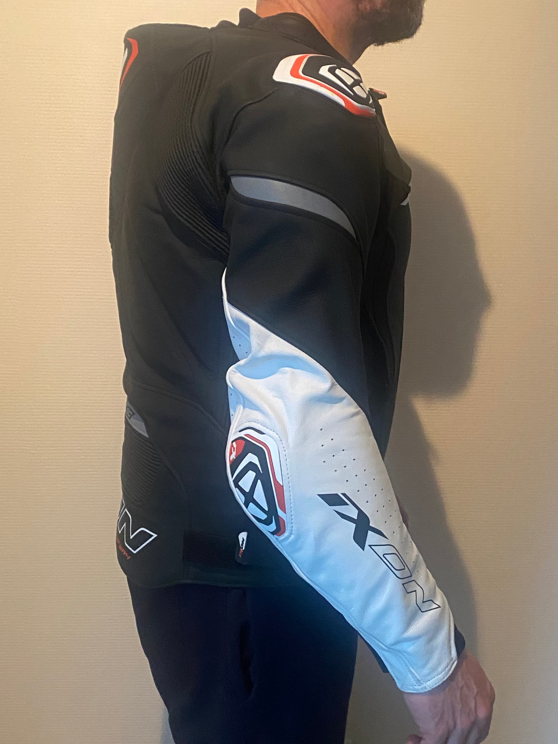 Veste en cuir MOTO