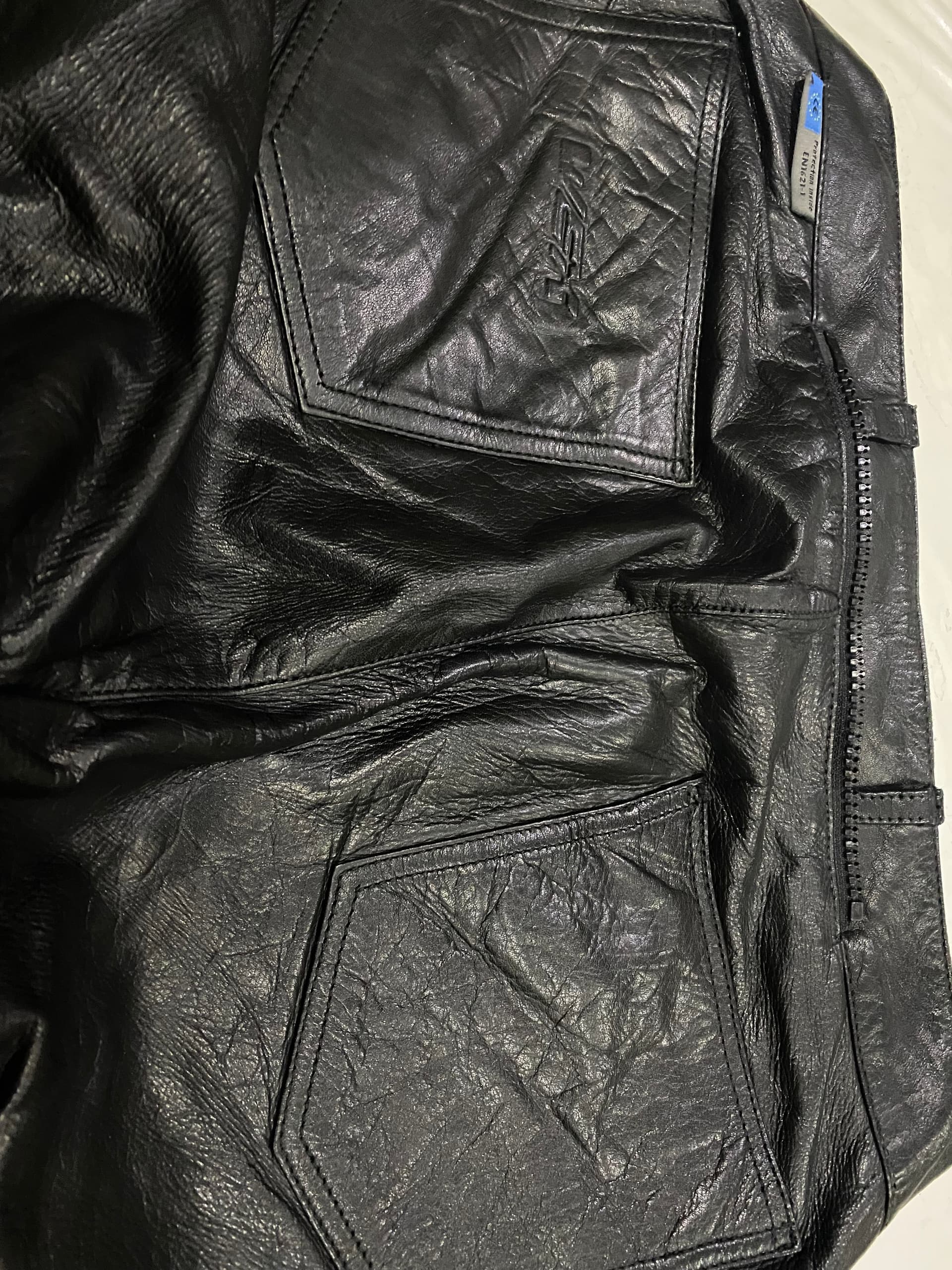 Pantalon cuir femme — photo 4/4