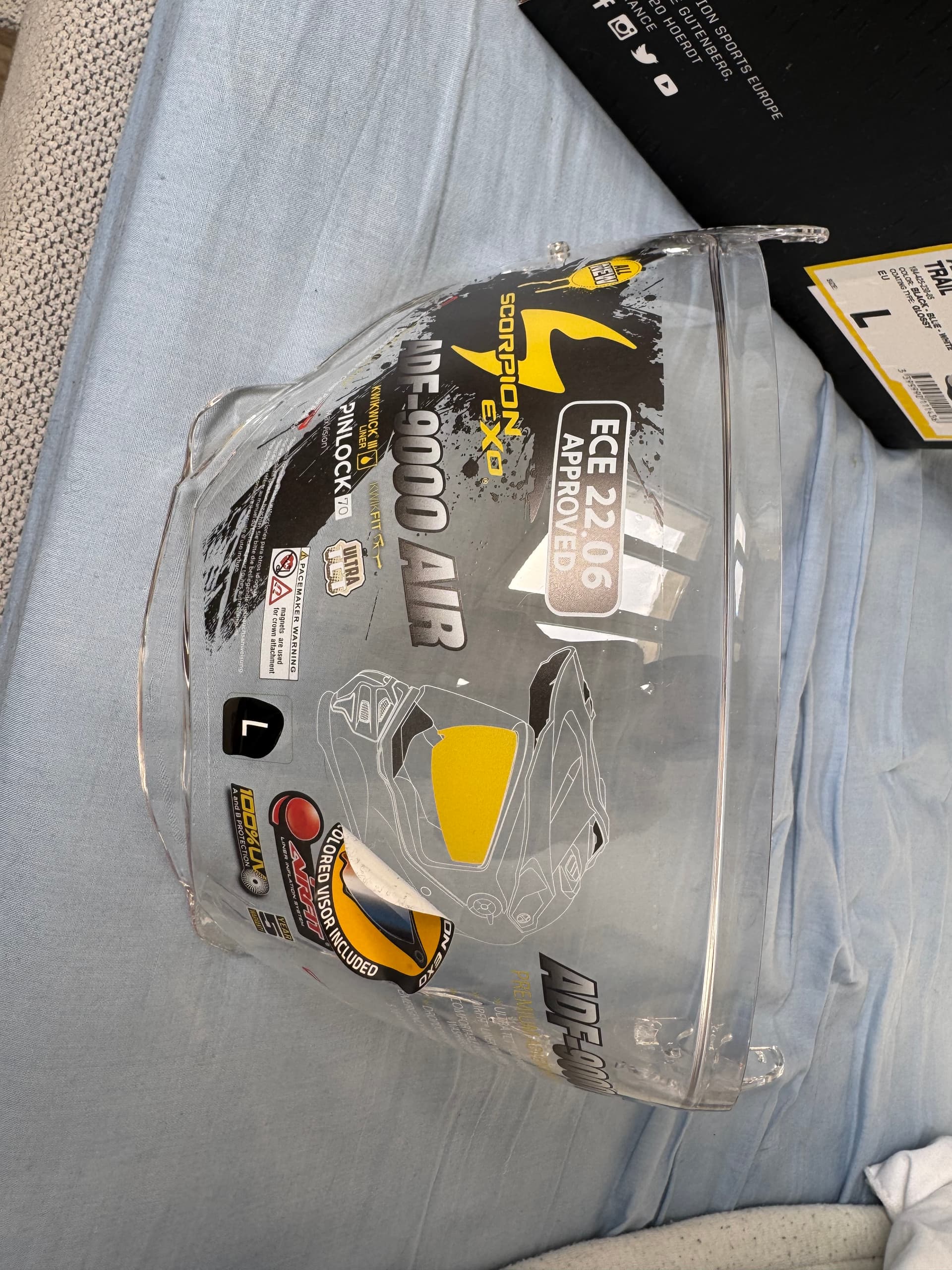Casque scorpion
