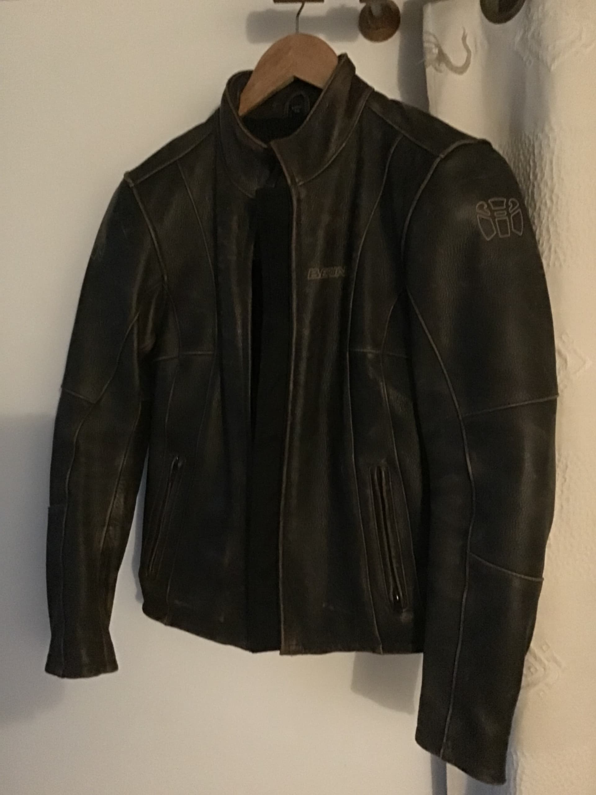 Blouson cuir femme Bering