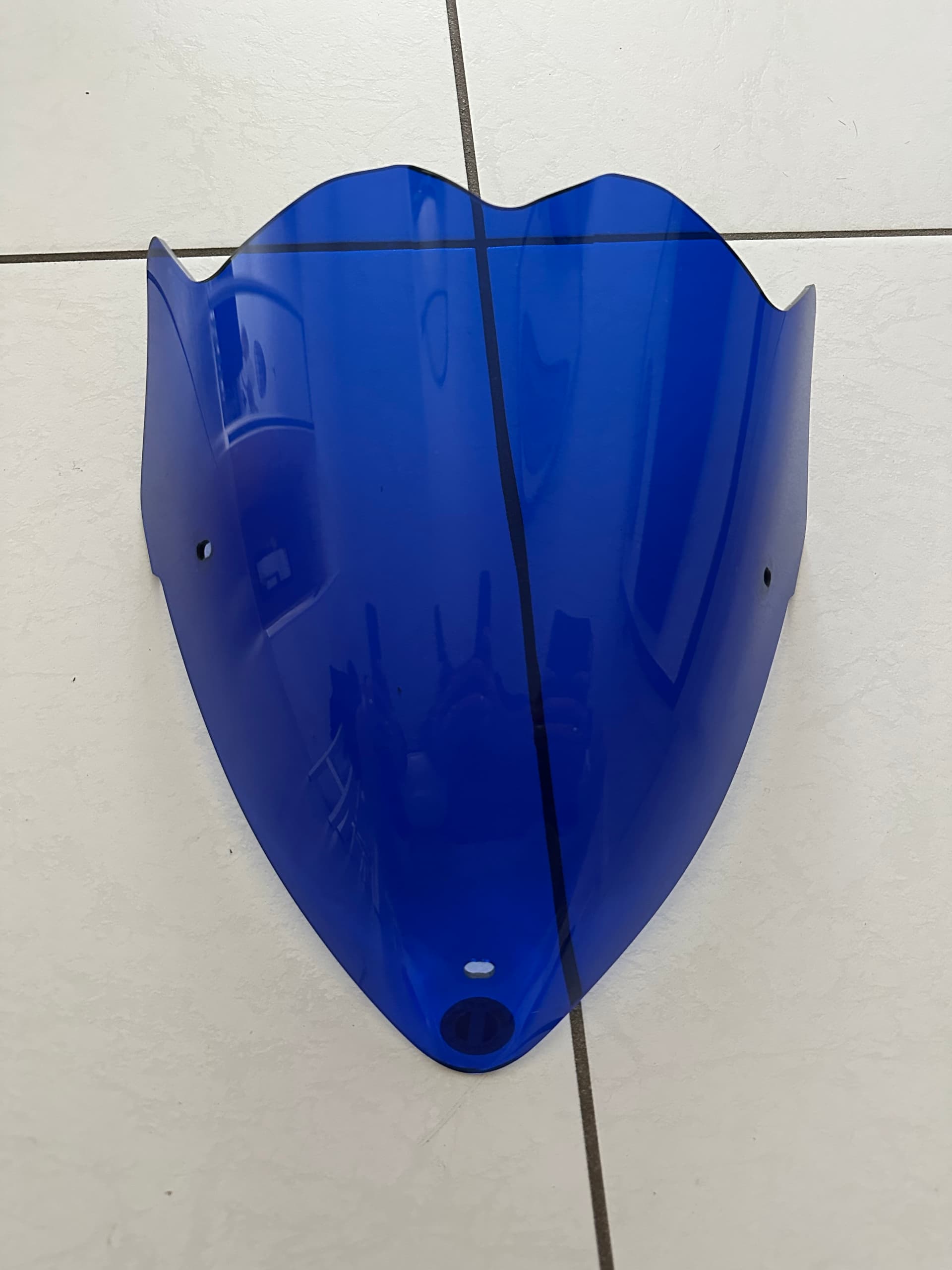 Saut de vent gsxs 750 — photo 1/1