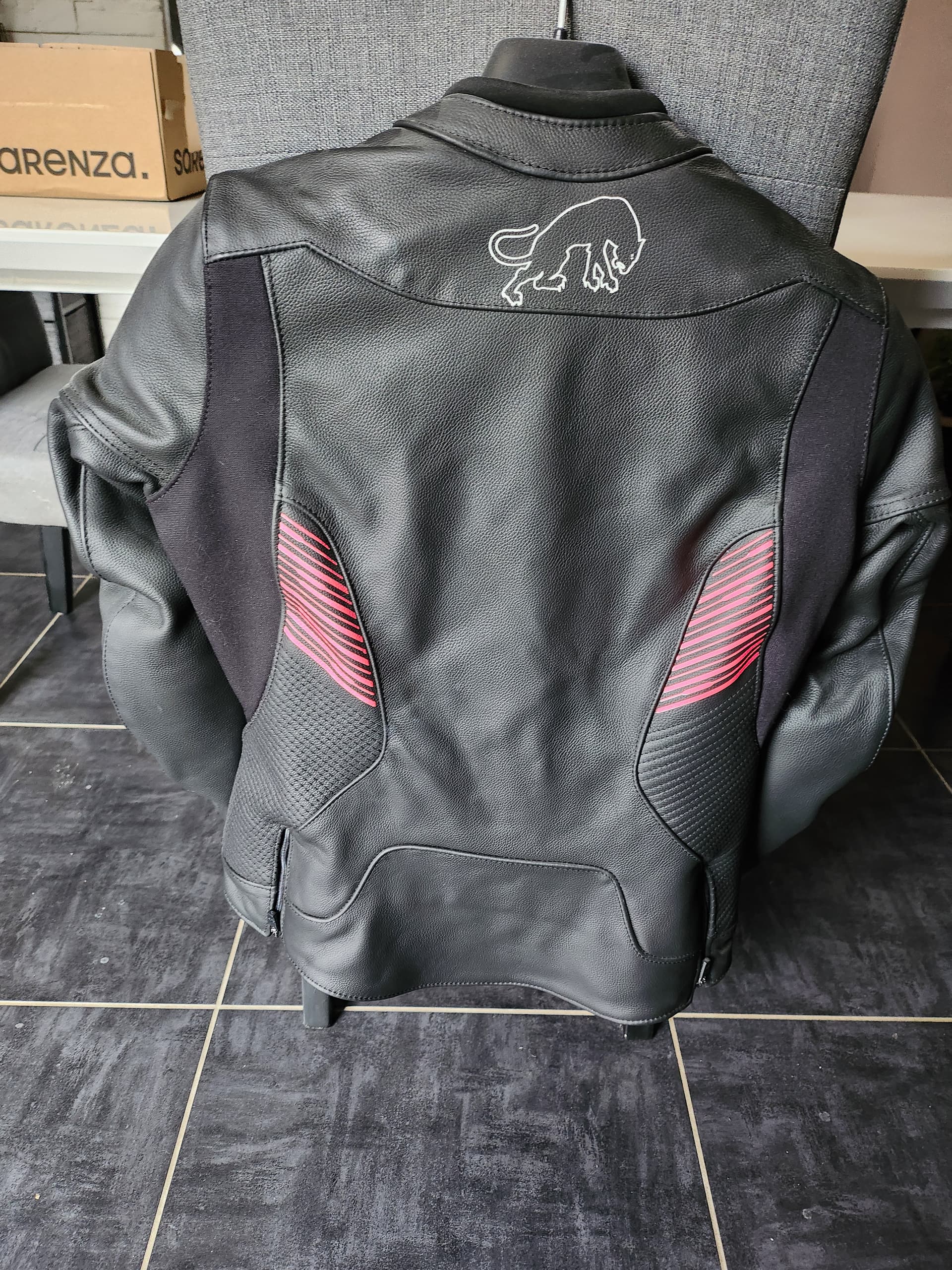 Blouson cuir Furygan taille M totalement neuf garanti facture à l'appui — photo 3/3
