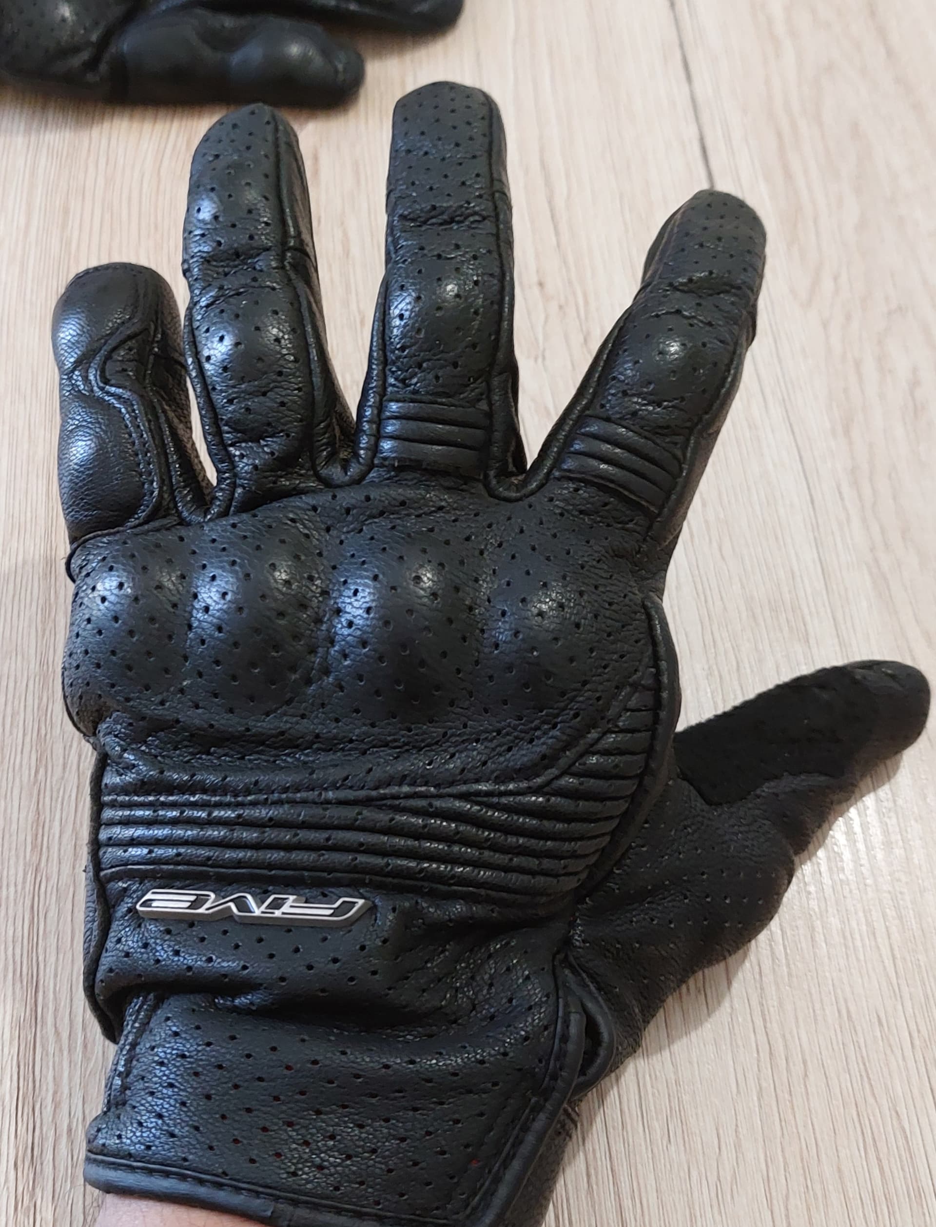 Gant cuir five M/9