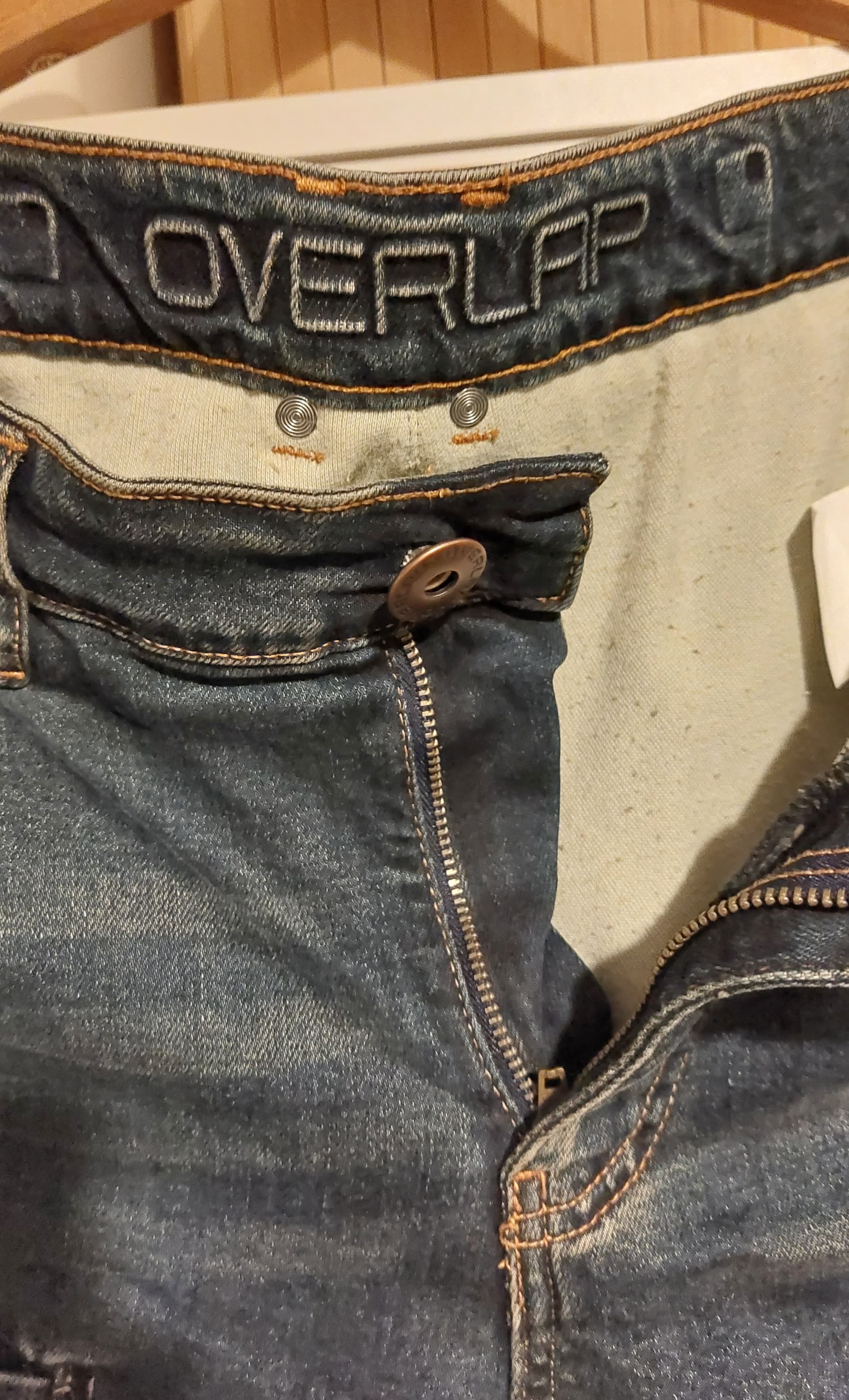 Jean overlap sturgis — photo 4/5