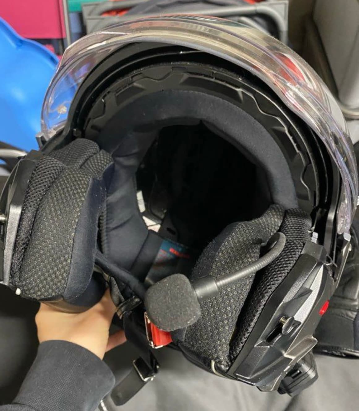 Casque HJC 1100 Uni Semi Mat Titanium + Cardo freecom 2x — photo 3/5