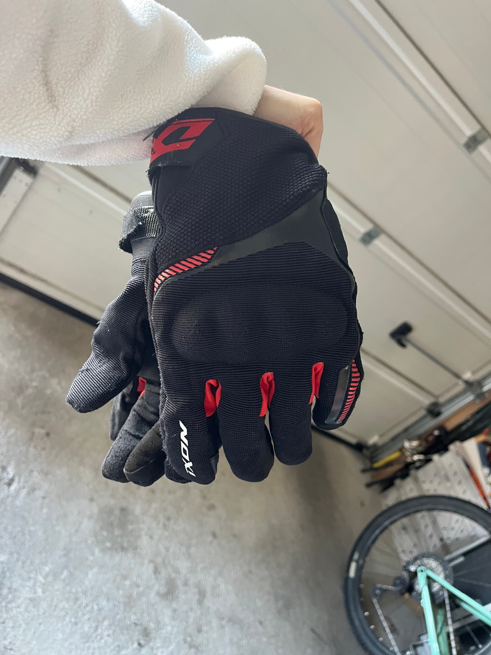 Casque de moto Acerbis avec son masque et ses deux paires de gants — photo 5/5