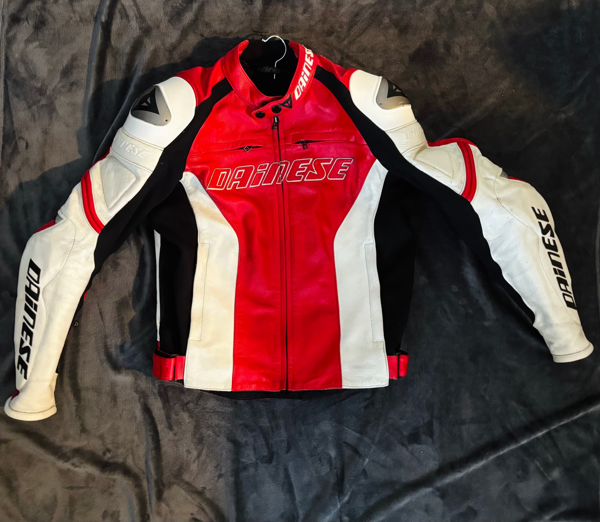 Blouson Dainese - cuir - Taille 48