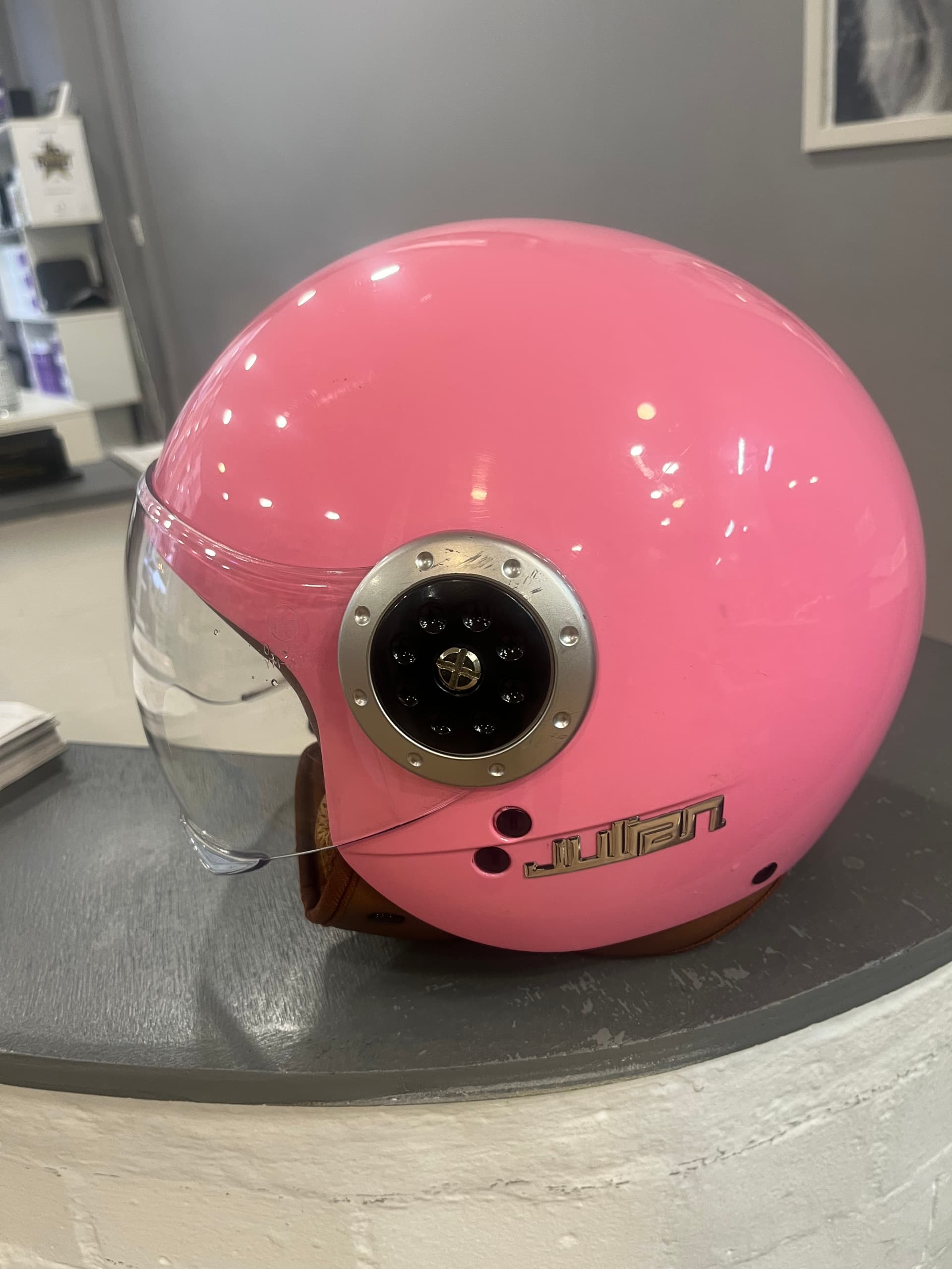 Casque moto rose
