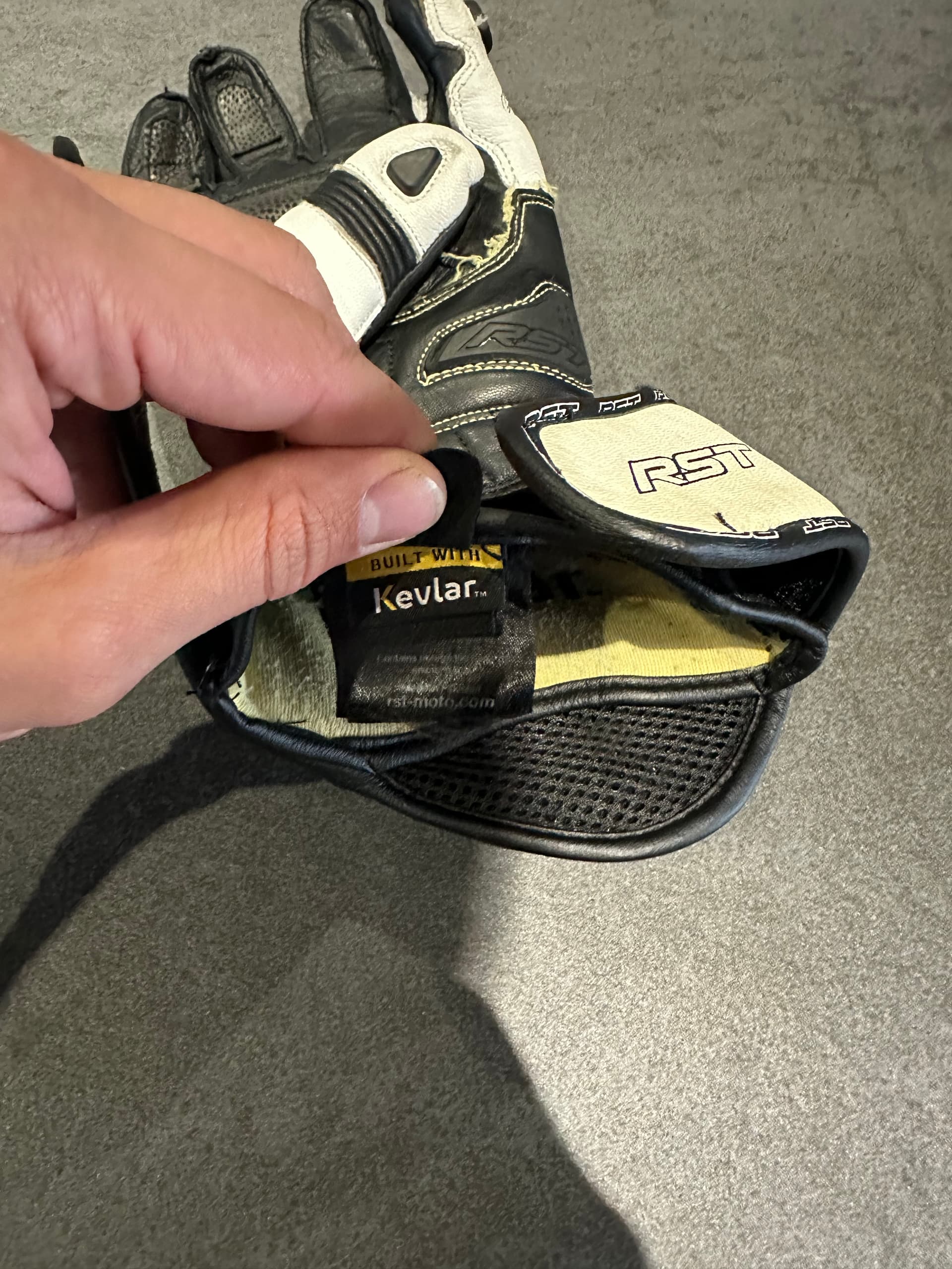 Gants RST — photo 2/3