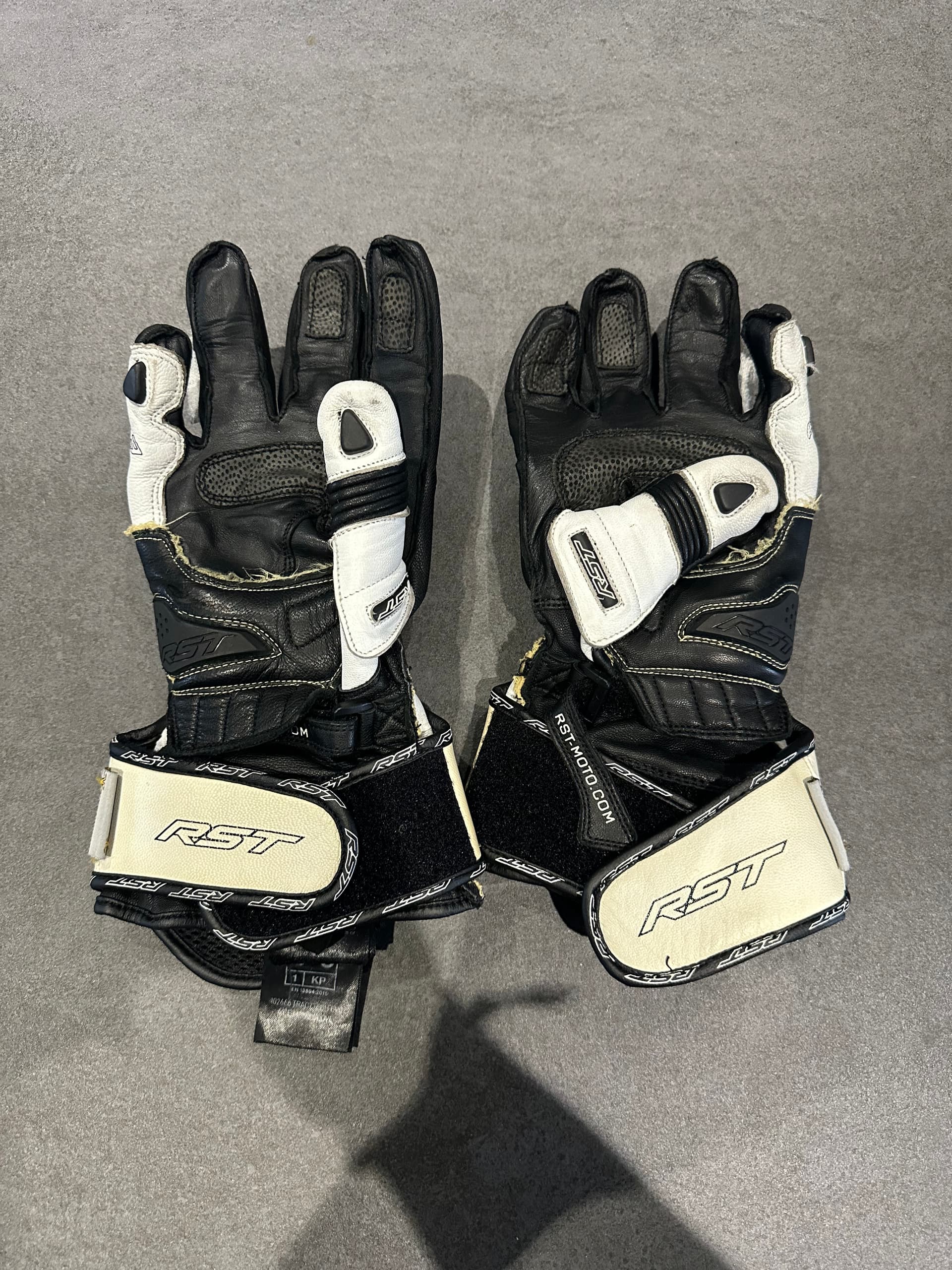 Gants RST — photo 3/3