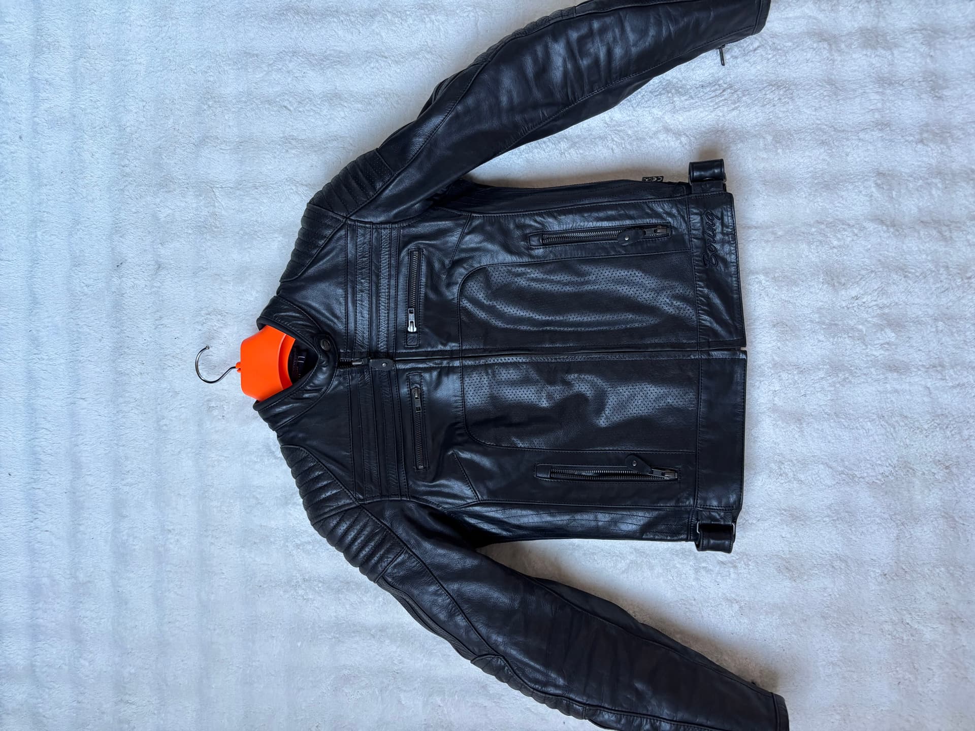 Veste en cuir de moto