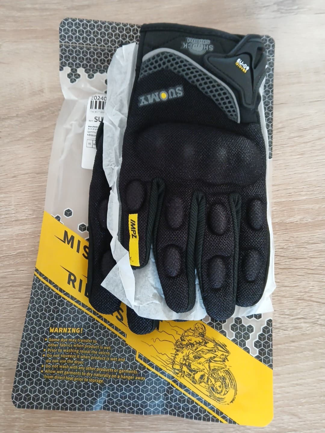 Magnifique gant tactile homologué neuf pour moto scooter — photo 2/3