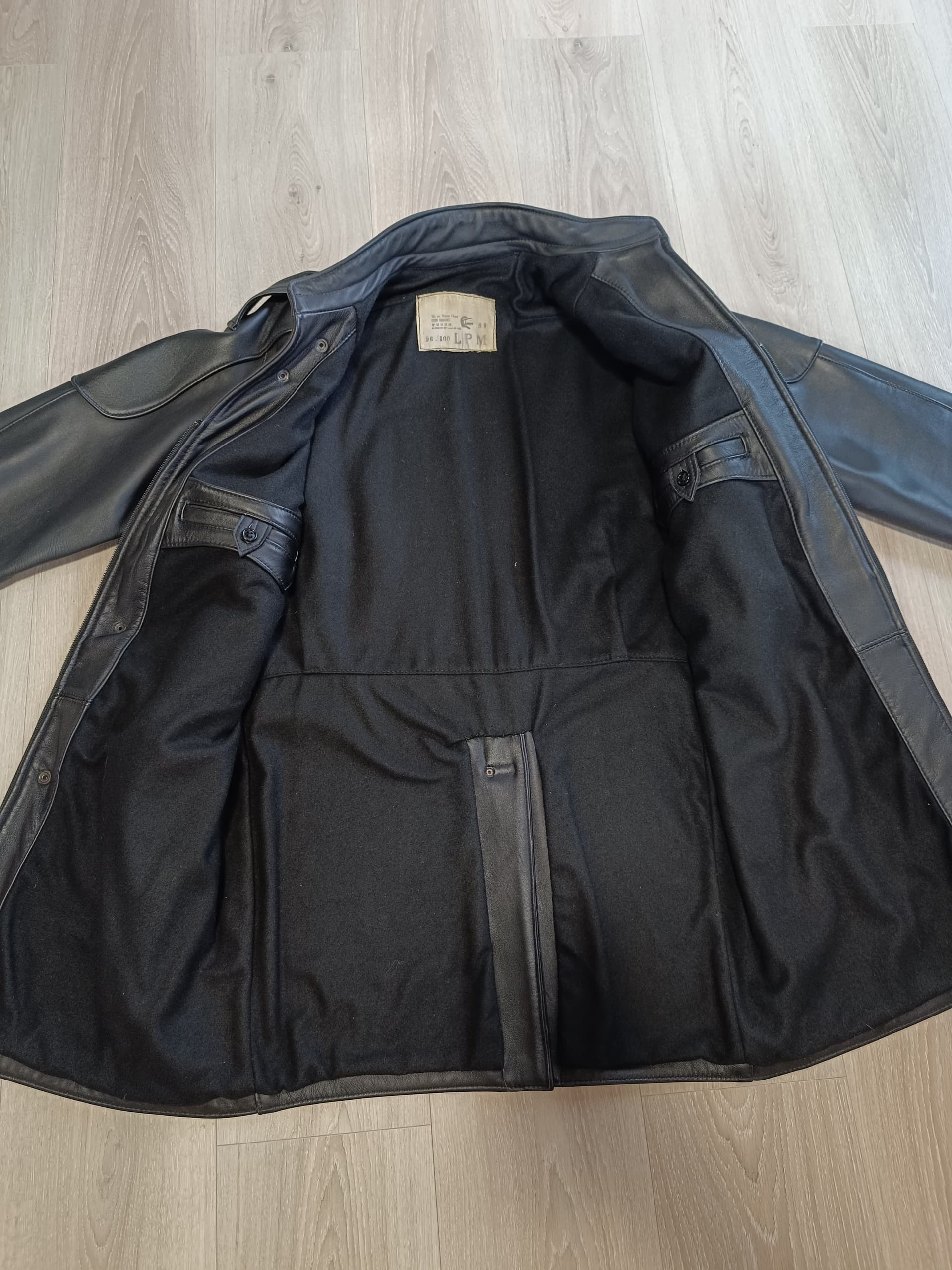 Manteau cuir vintage — photo 4/4