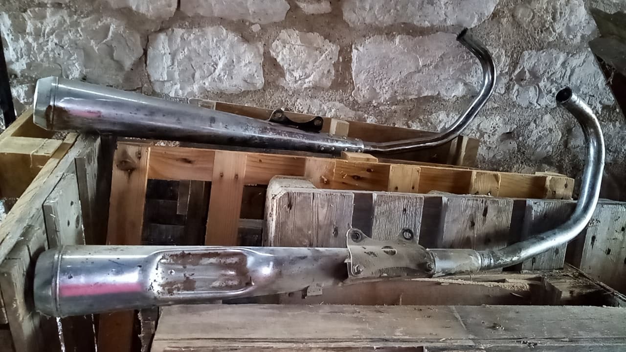 Honda cm 125 lignes d'échappement — photo 2/4