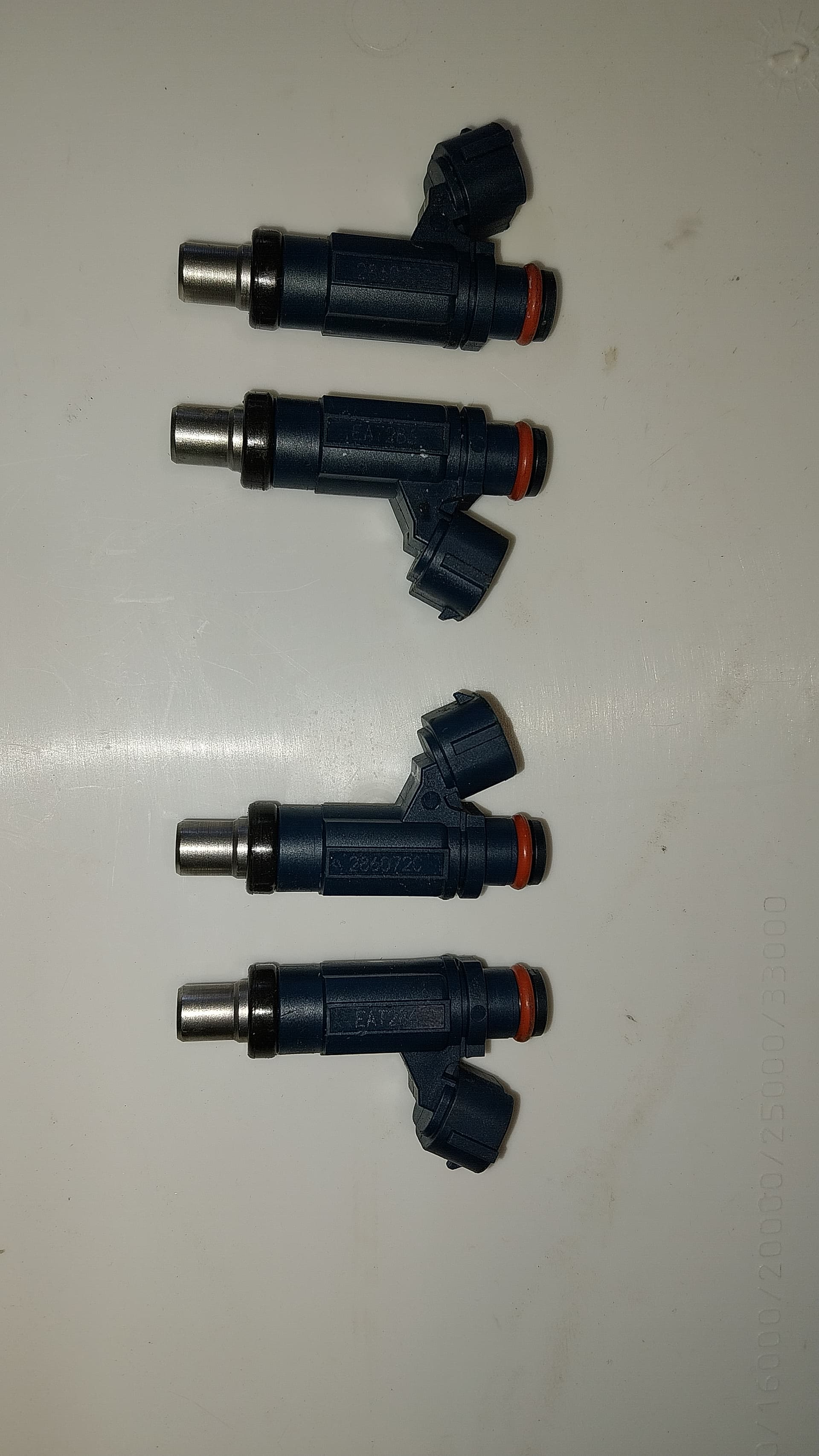 Injecteur Kawasaki ZX-10R 06-07 — photo 2/2