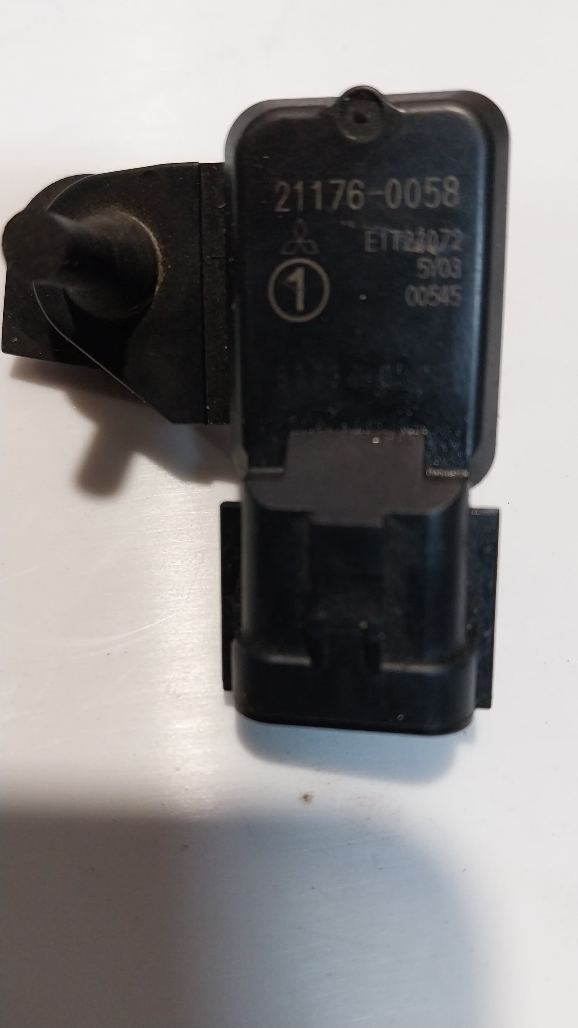 Detecteur IAPS sensor pressure Kawasaki ZX10R 06-07 — photo 2/2