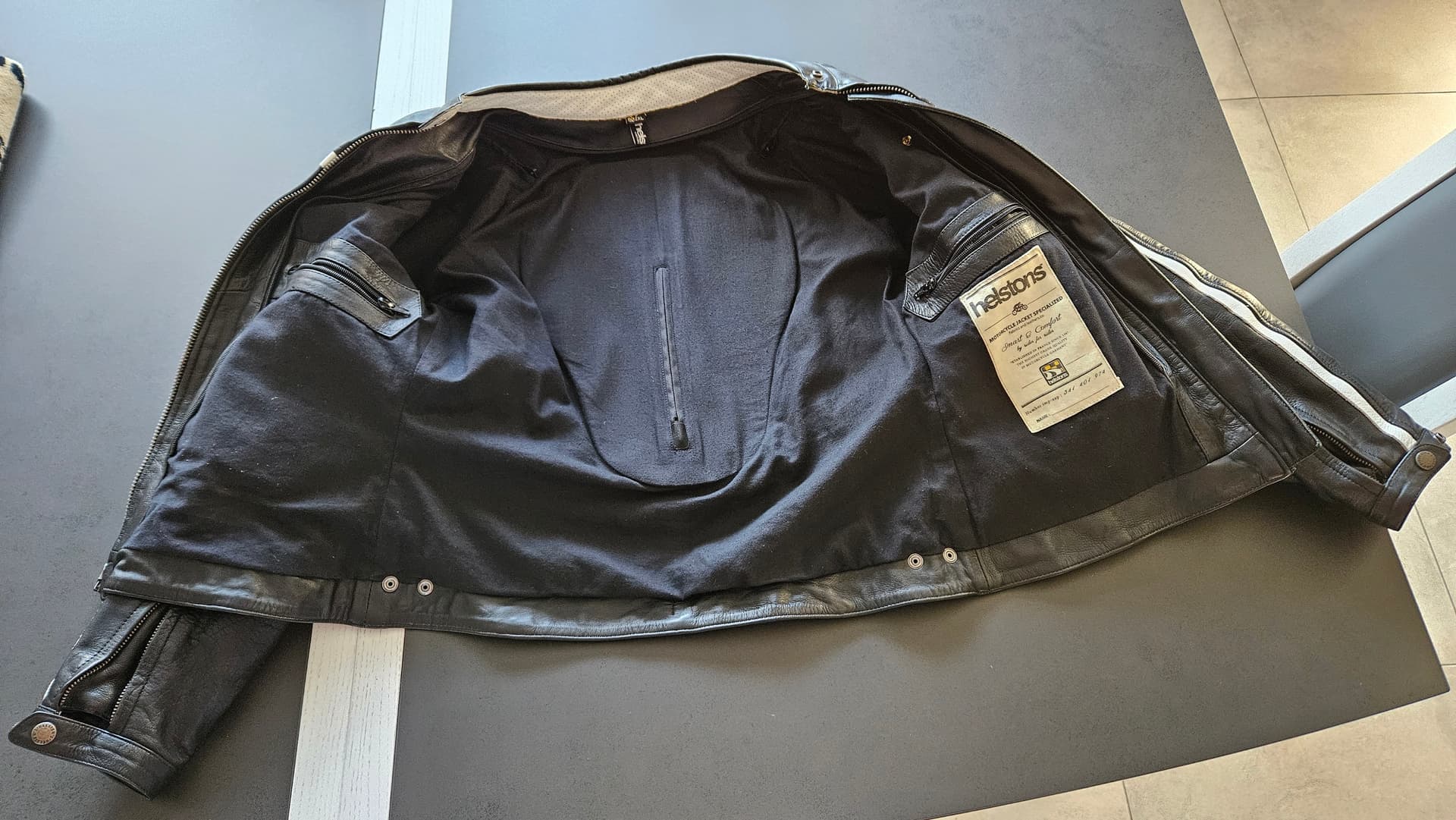 BLOUSON DE MOTO CUIR HELSTONS — photo 5/5
